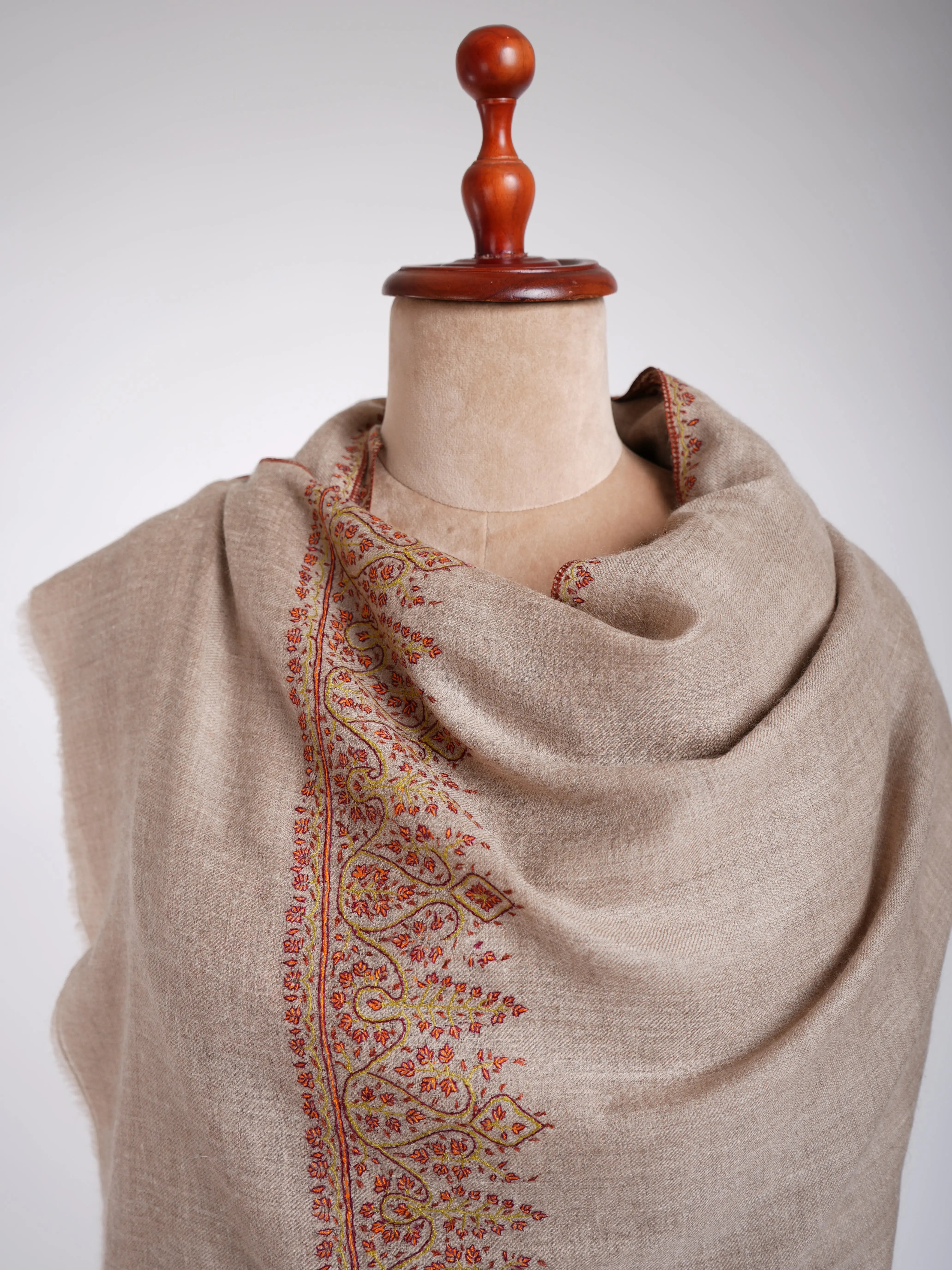 Natural Gray Hand Sozni Embroidery Featherlight Cashmere Stole Shahkaar