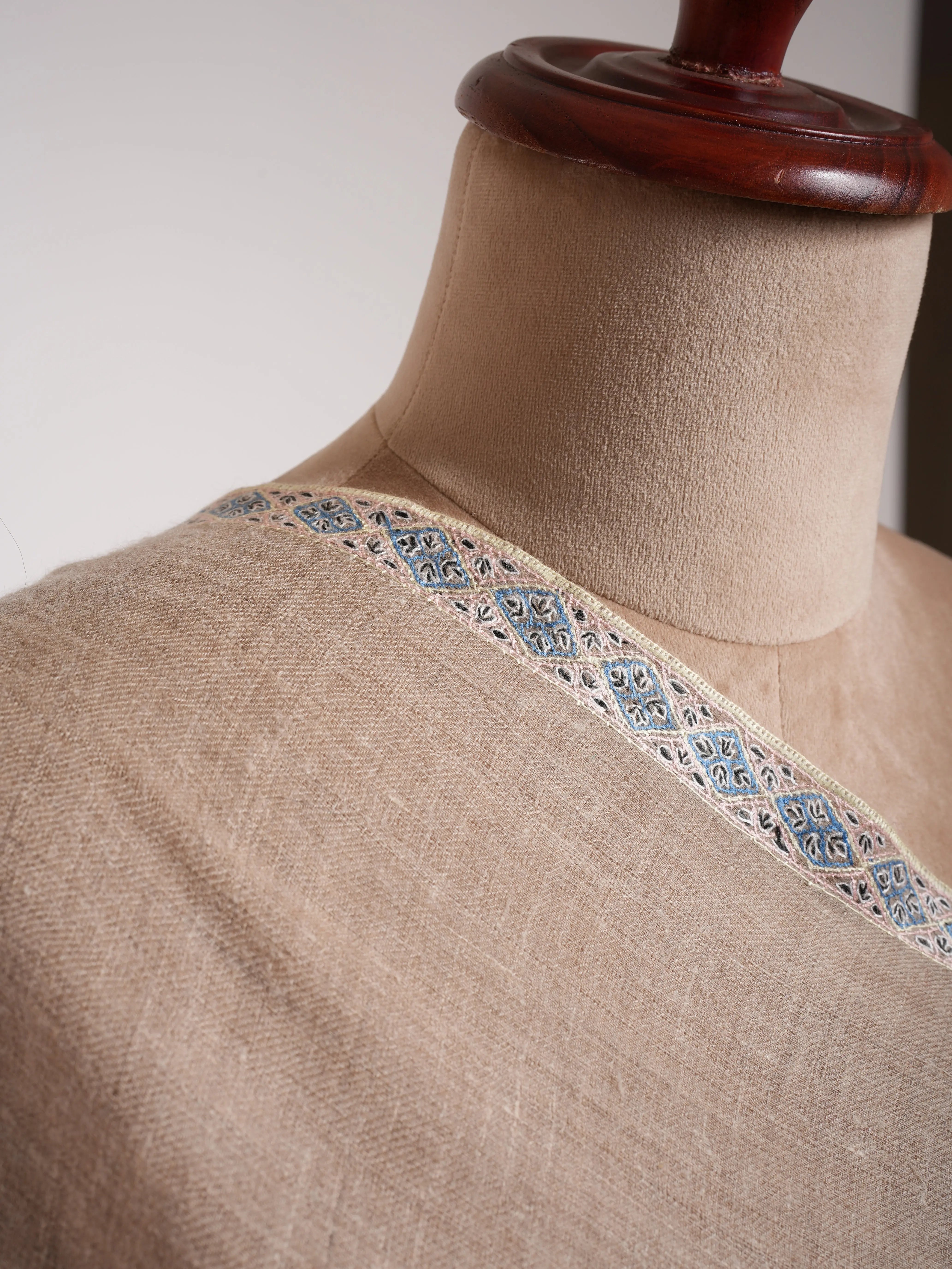 Natural Gray Indian Cashmere Embroidered Scarf Shahkaar