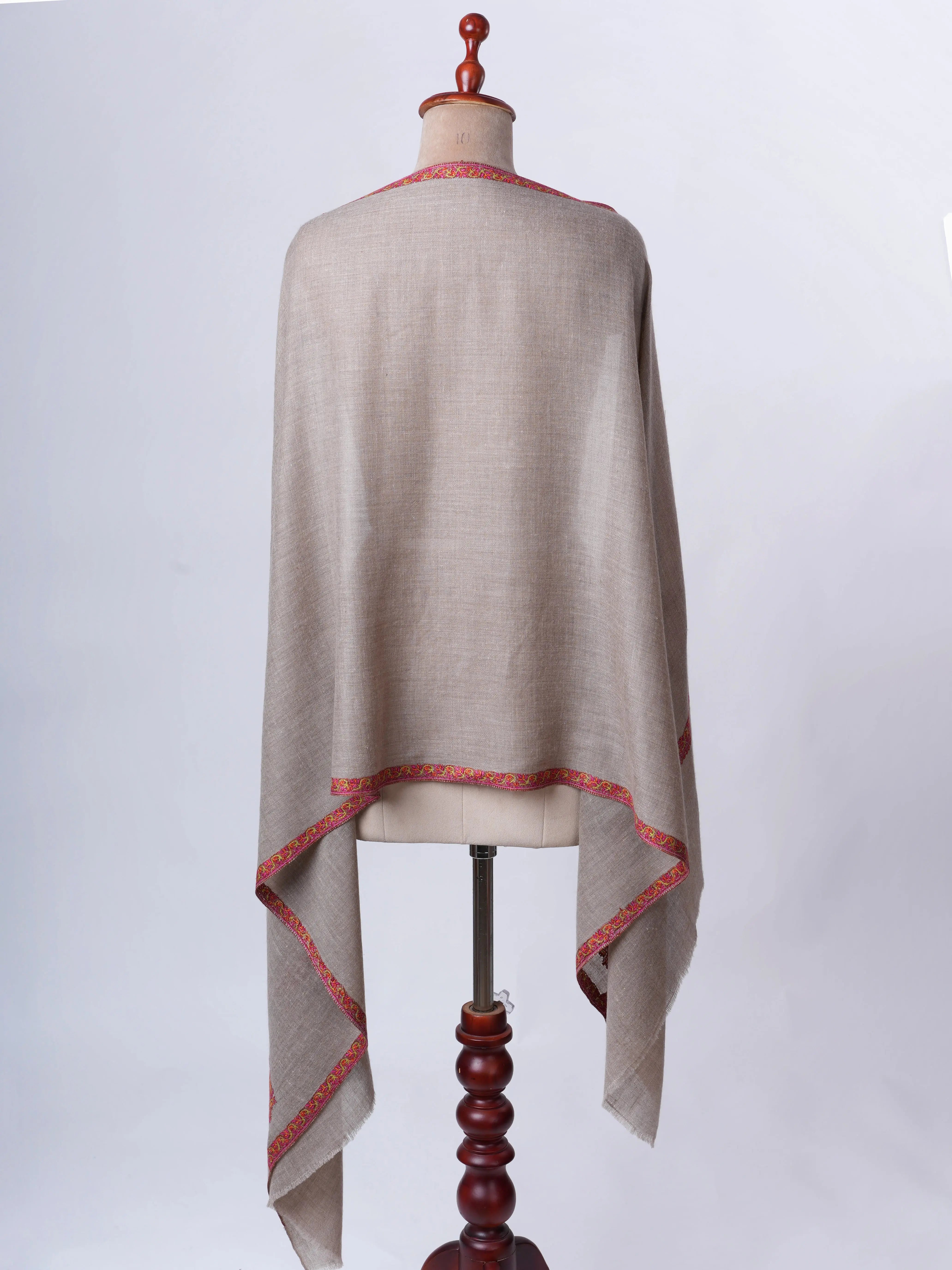 Natural Grey Cashmere Scarf with Hashia Embroidery – Handwoven Baby Soft Shahkaar