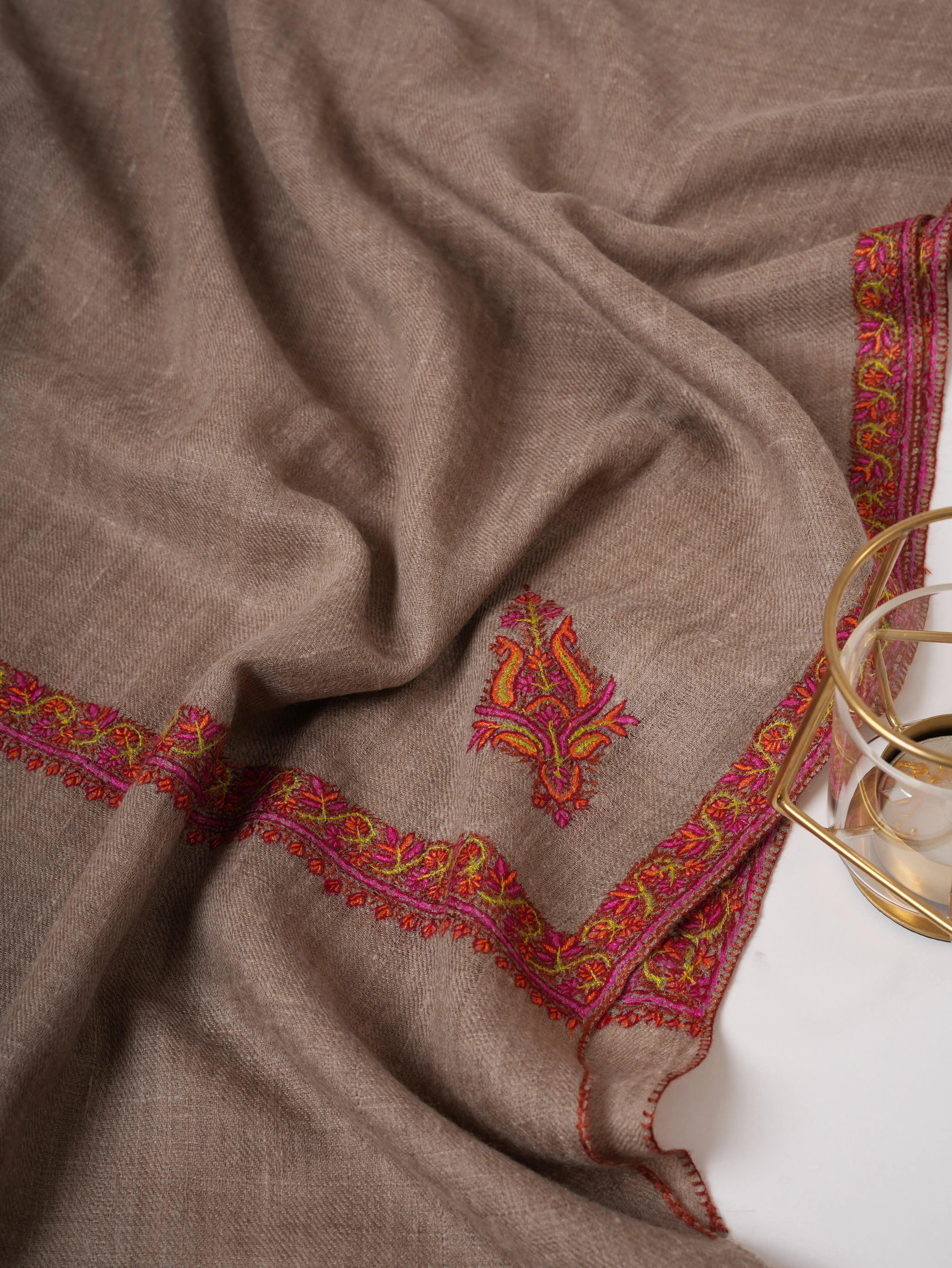 Natural Grey Cashmere Scarf with Hashia Embroidery – Handwoven Baby Soft Shahkaar