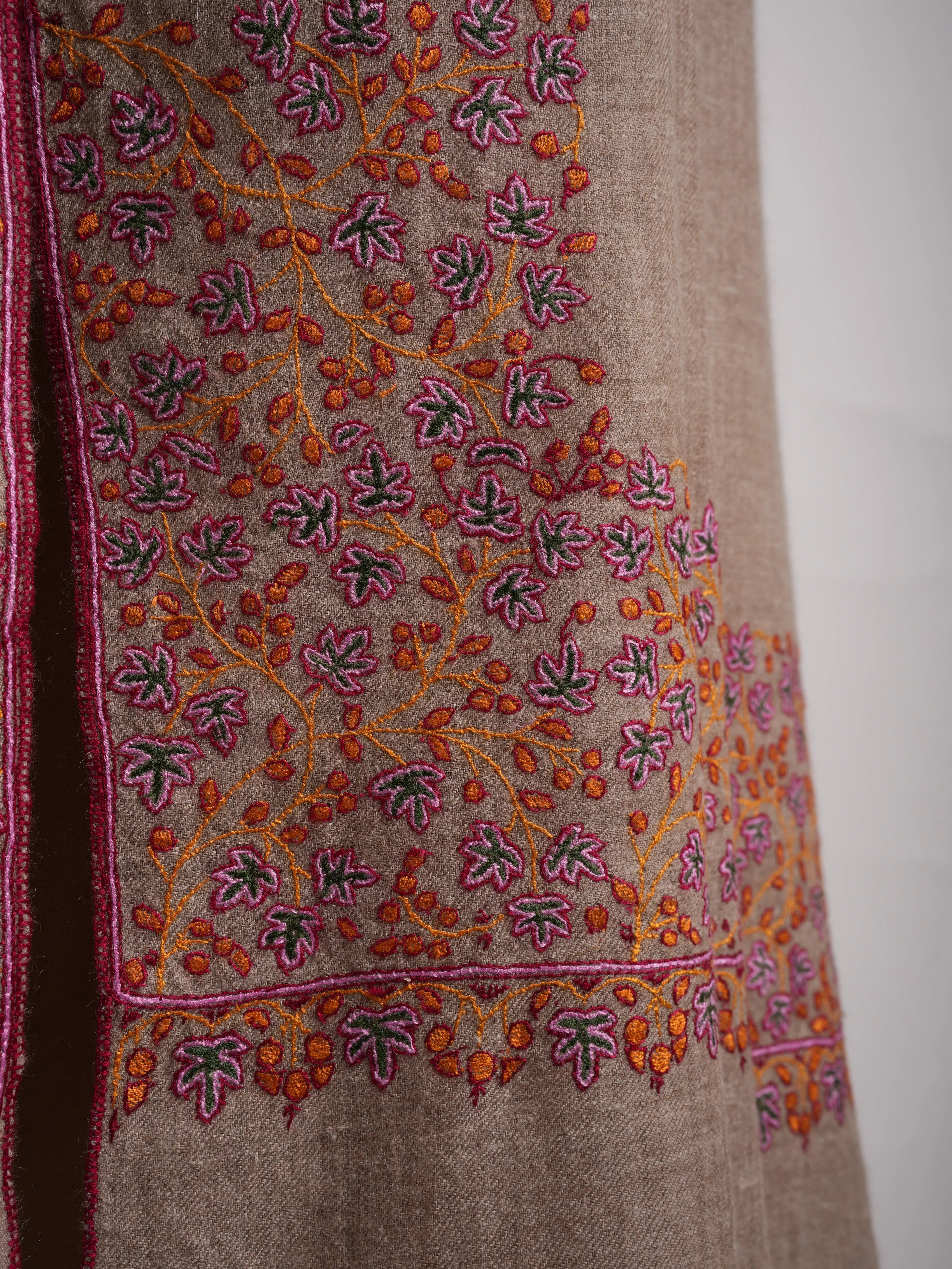 Natural Grey Daurdar Handwoven Kashmiri Pashmina Shawl Shahkaar