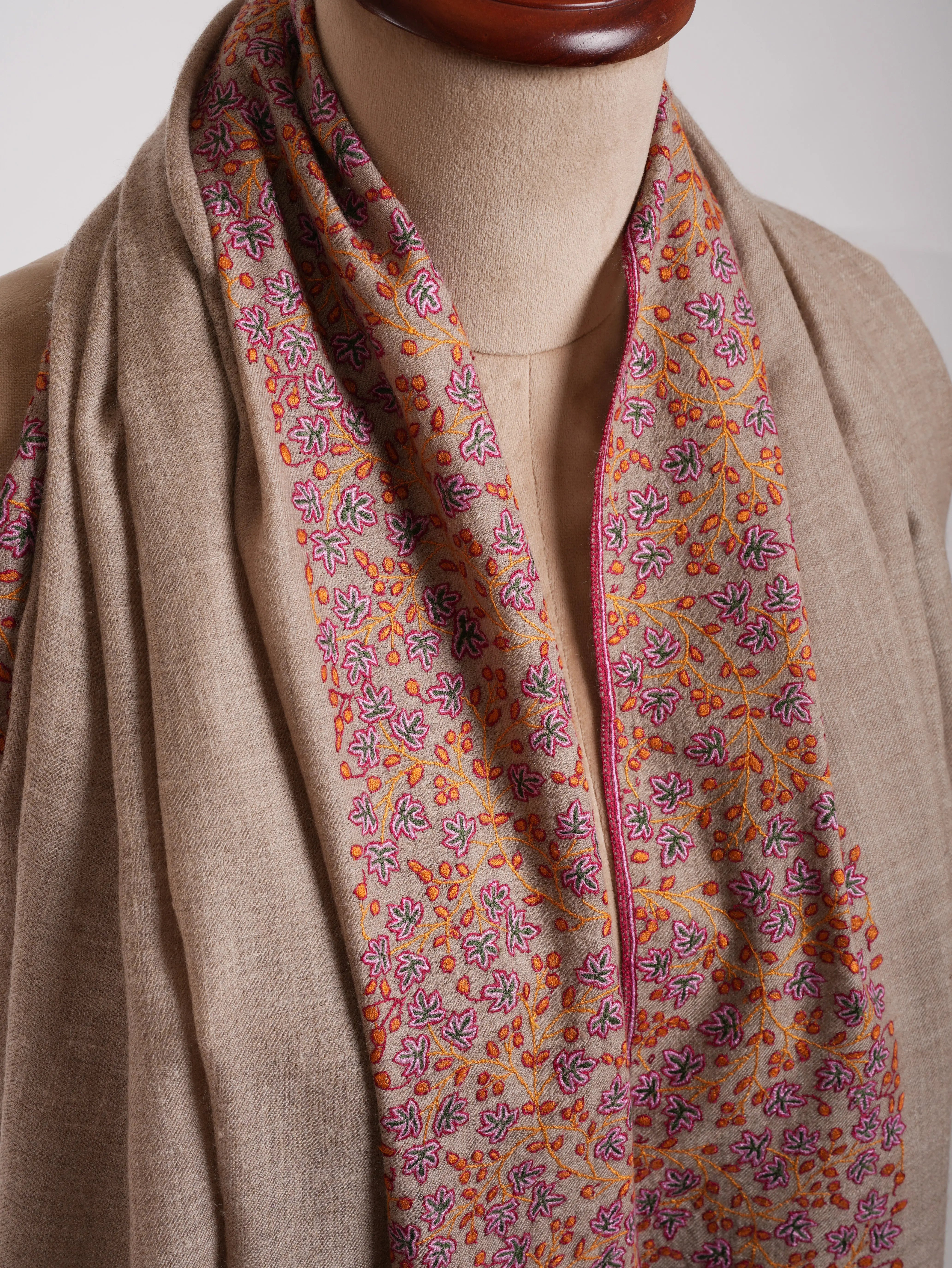 Natural Grey Daurdar Handwoven Kashmiri Pashmina Shawl Shahkaar