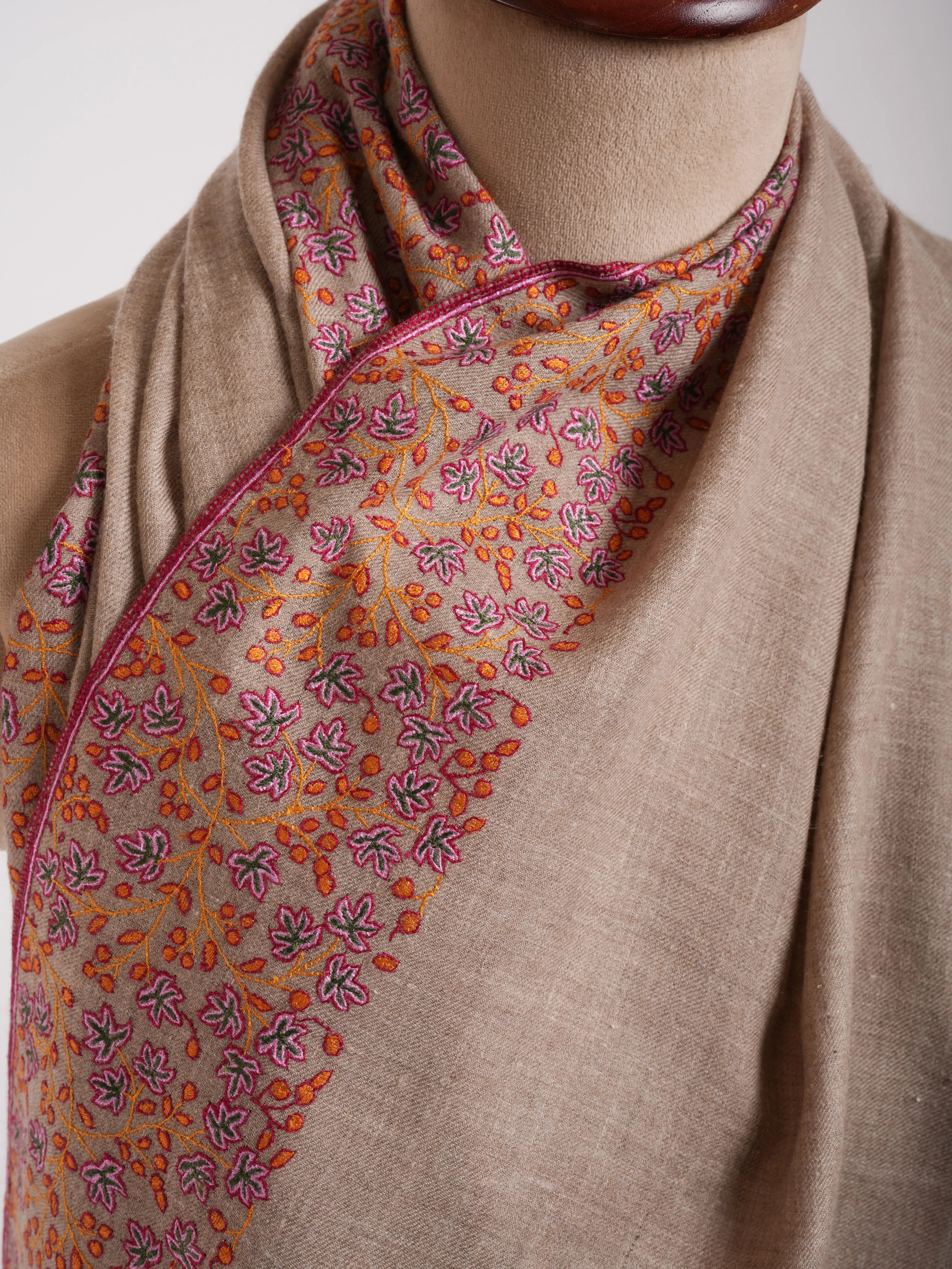 Natural Grey Daurdar Handwoven Kashmiri Pashmina Shawl Shahkaar