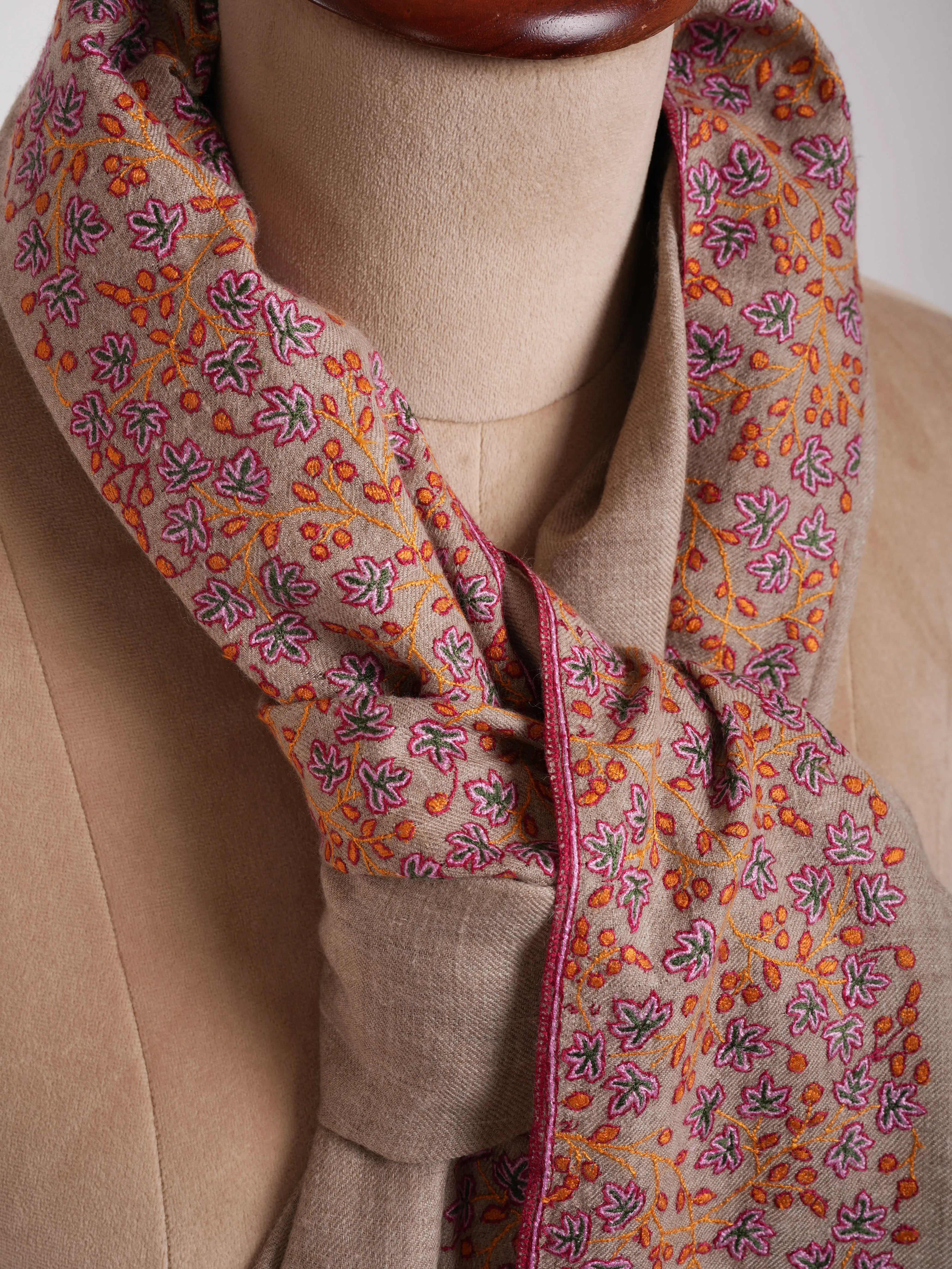 Natural Grey Daurdar Handwoven Kashmiri Pashmina Shawl Shahkaar