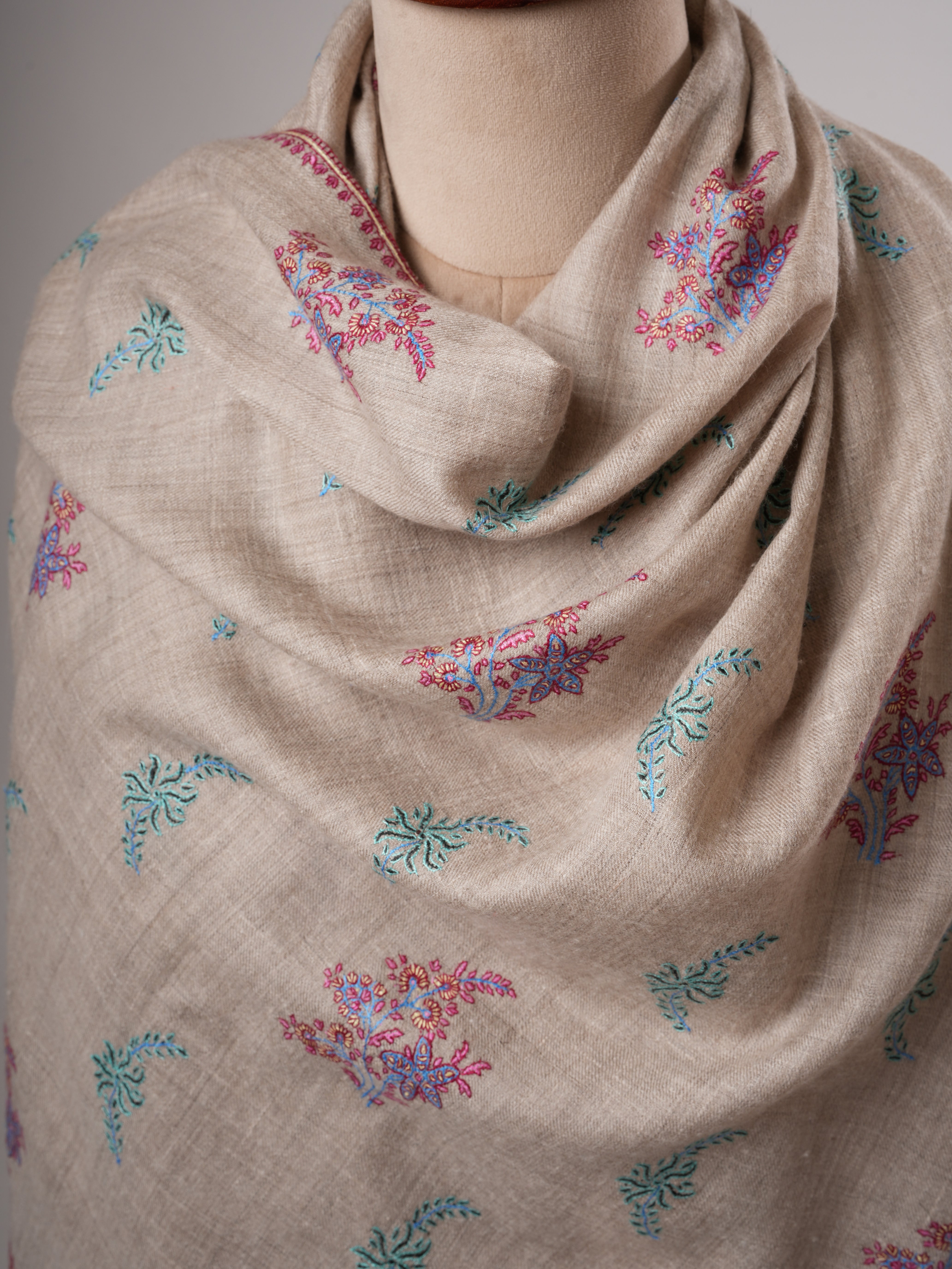 Natural Grey Handloomed Shahkaar Pashmina Shawl with Sozni Buteh Embroidery Shahkaar