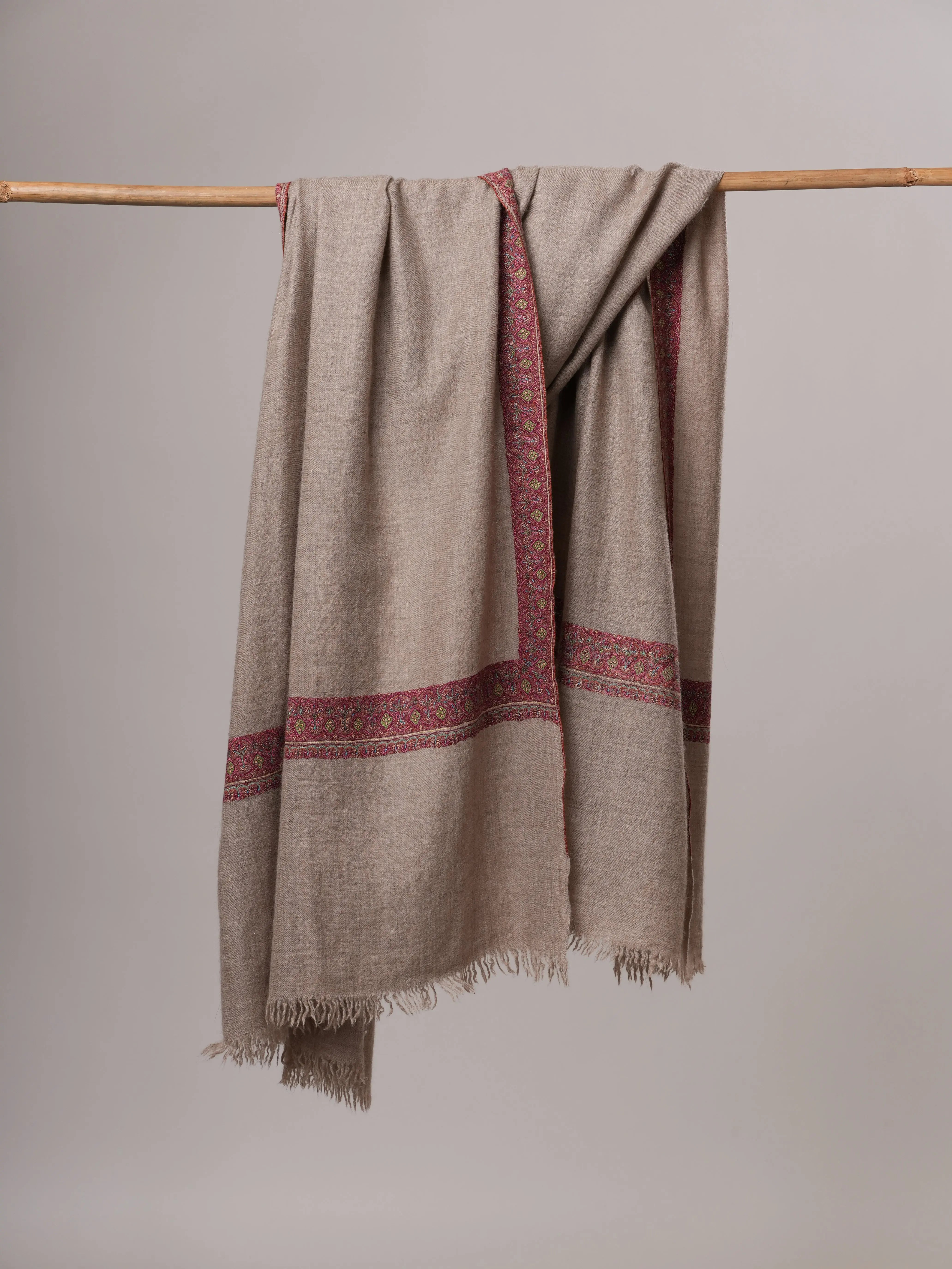 Natural Grey Handspun Neem Daur Soft Pashmina Shawl Shahkaar
