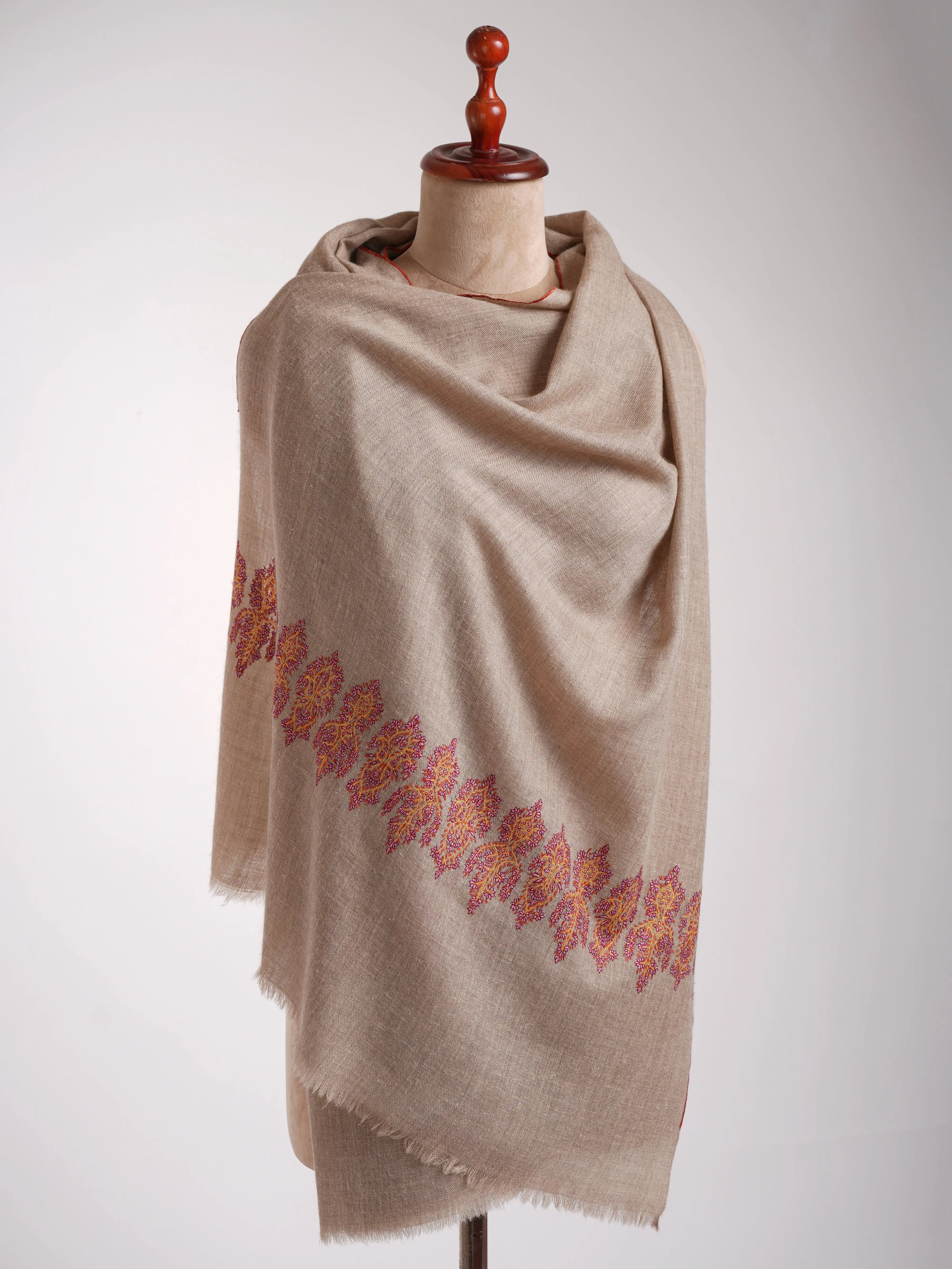 Natural Grey Palla Embroidered Kashmiri Cashmere Stole Shahkaar