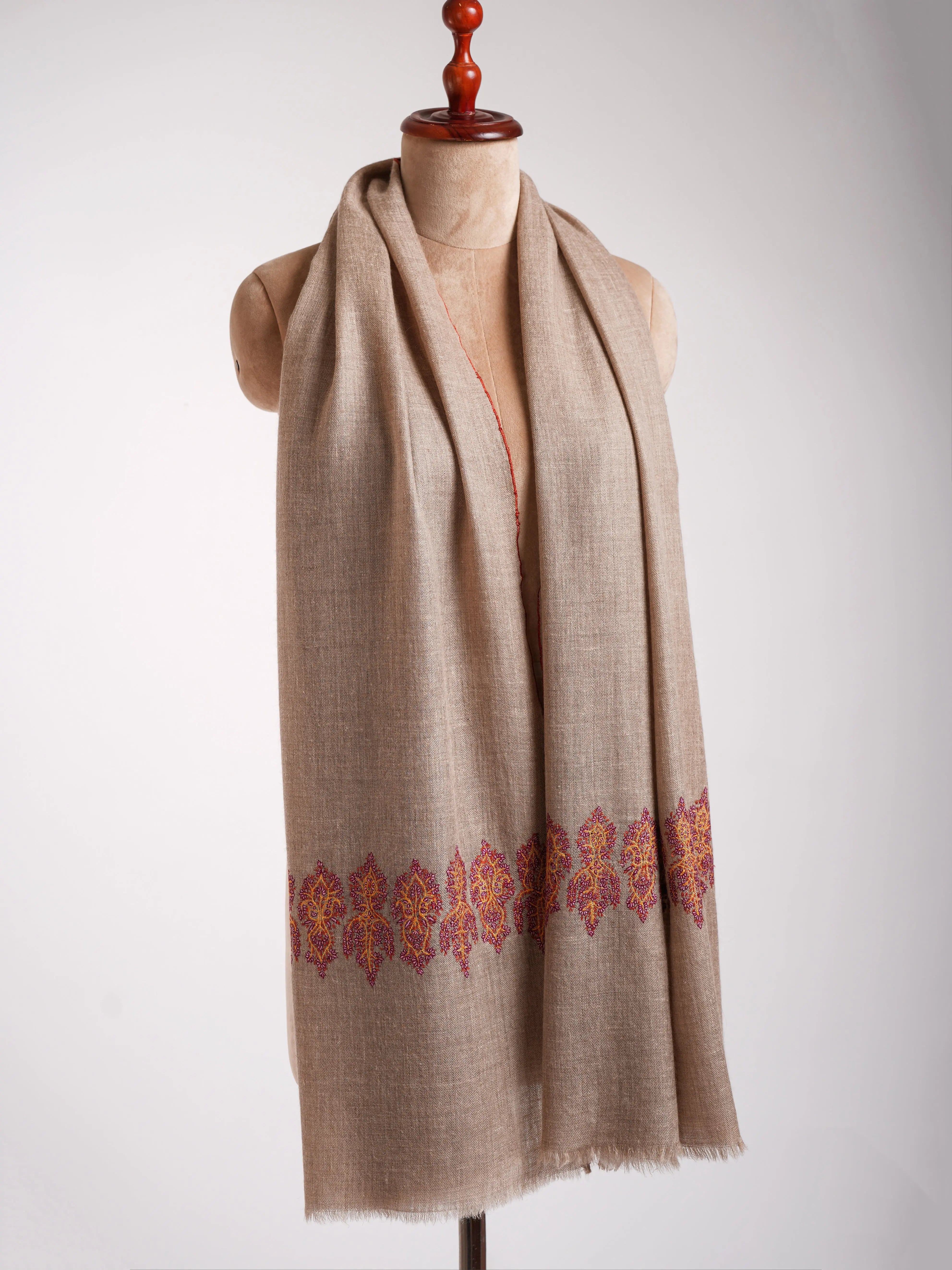 Natural Grey Palla Embroidered Kashmiri Cashmere Stole Shahkaar