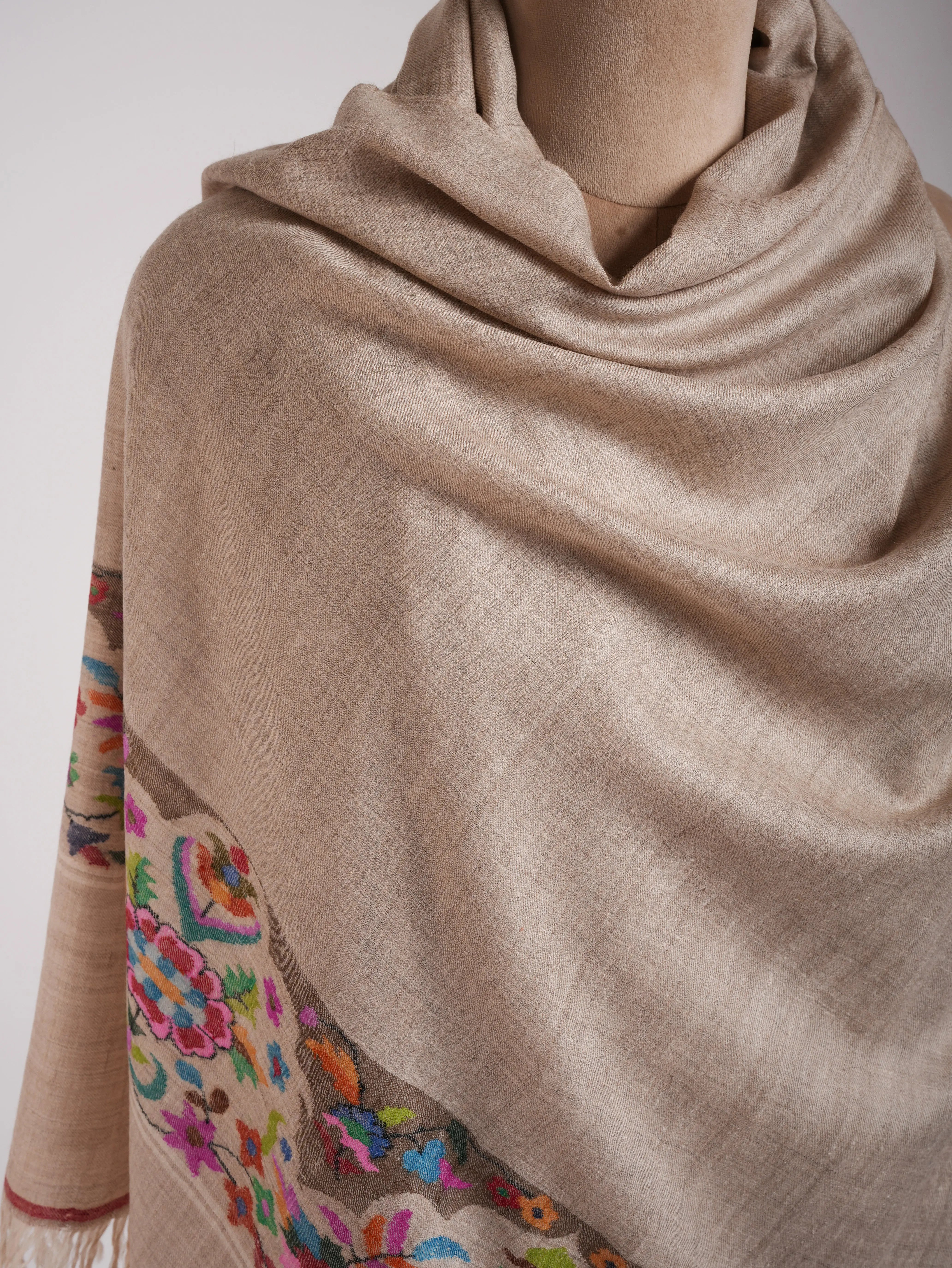 Natural Grey Palla Kani Kashmiri Pashmina Shawls Shahkaar