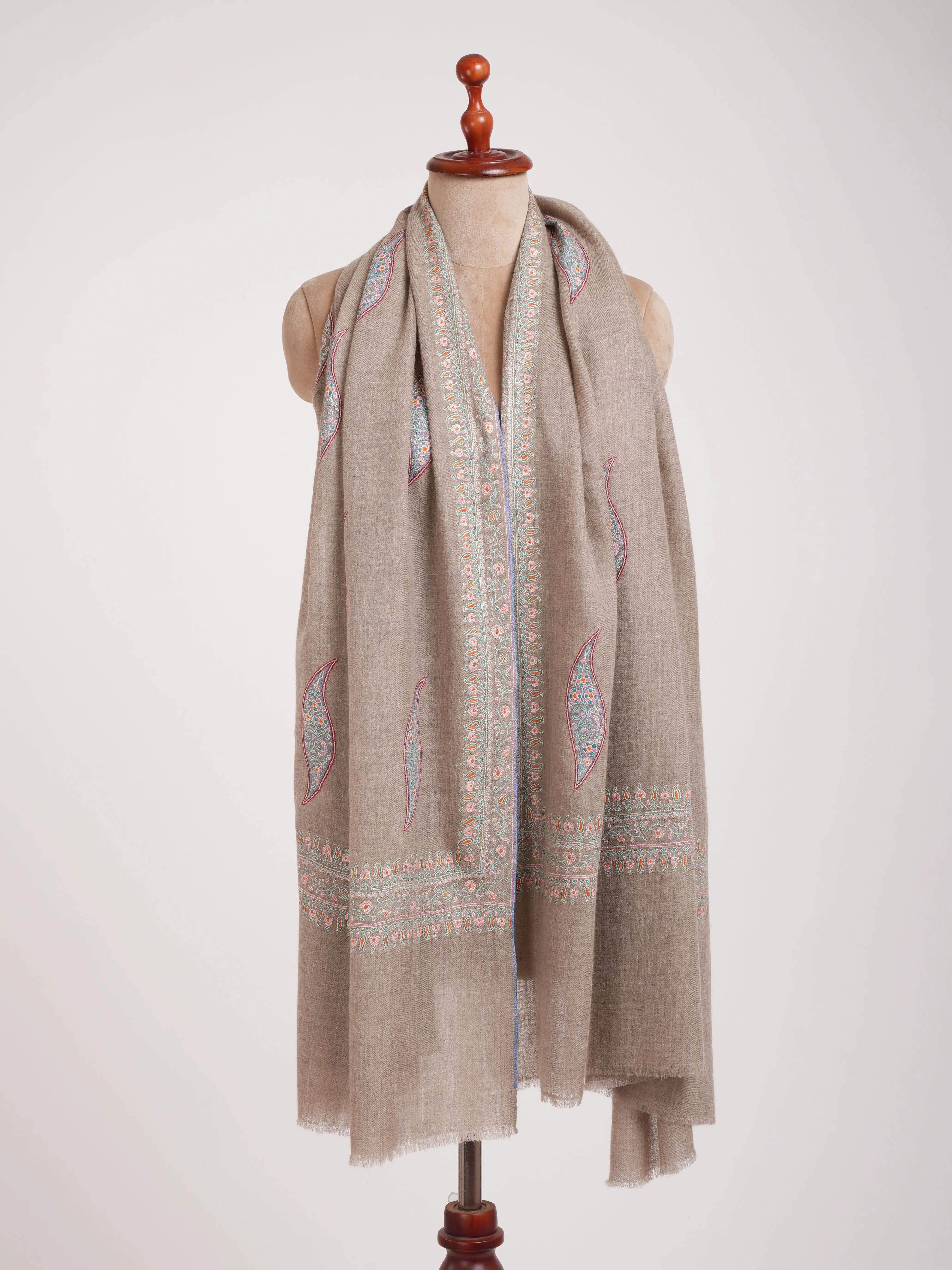 Natural Grey Sozni Embroidered Kashmiri Pashmina Shawl Shahkaar