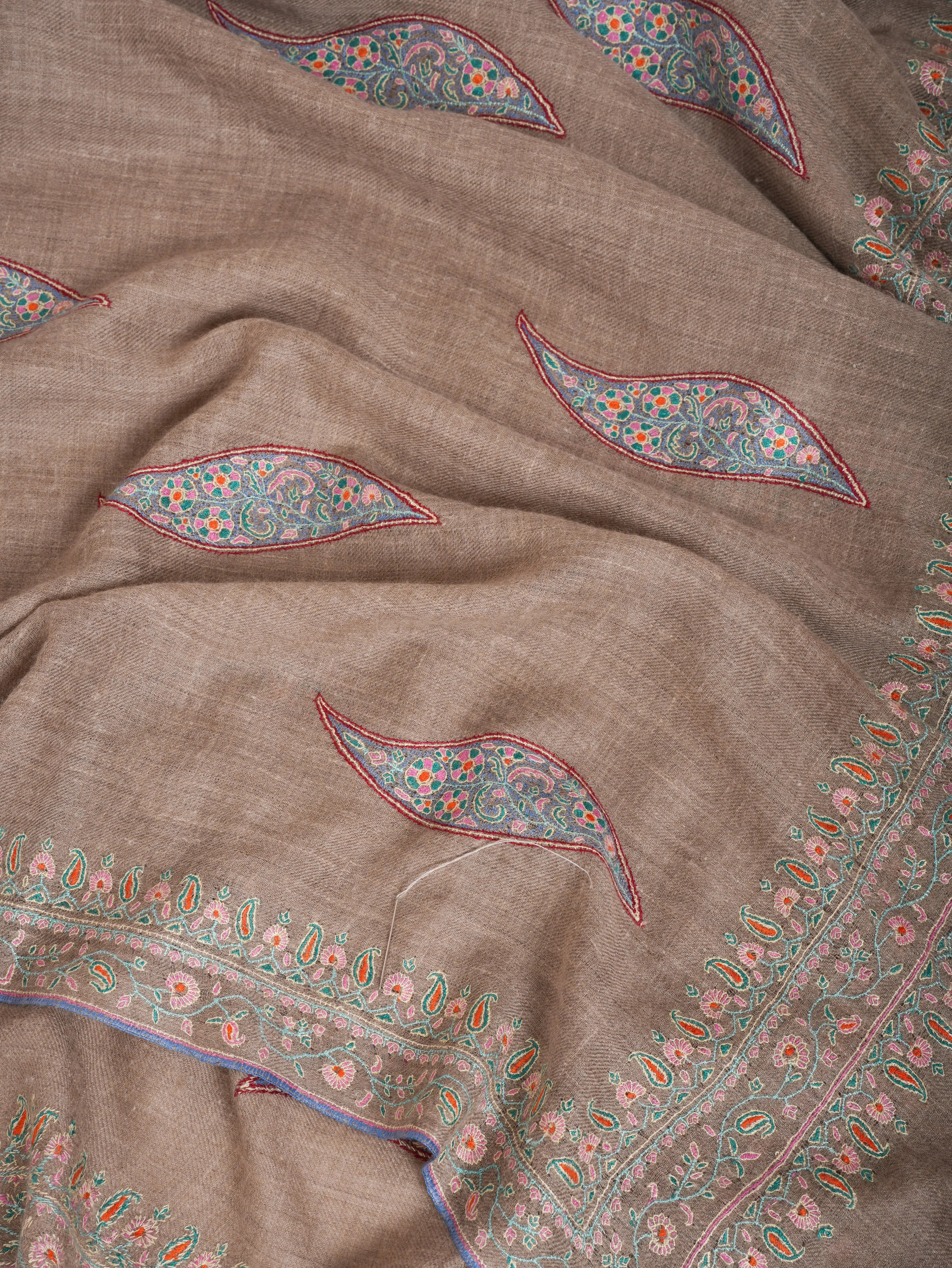 Natural Grey Sozni Embroidered Kashmiri Pashmina Shawl Shahkaar