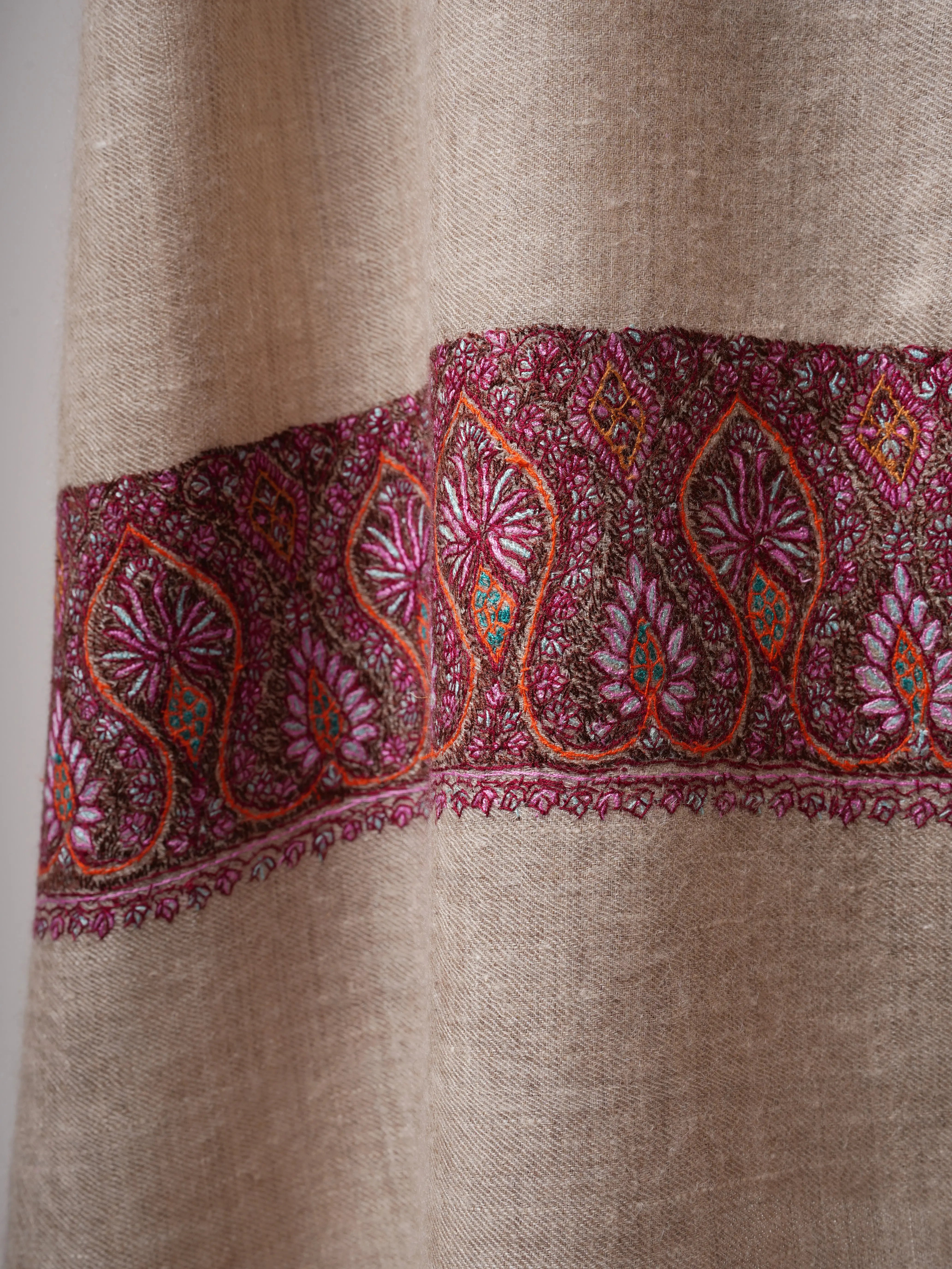 Natural Grey Sustainable Cashmere Scarf with Palla Sozni Embroidery Shahkaar