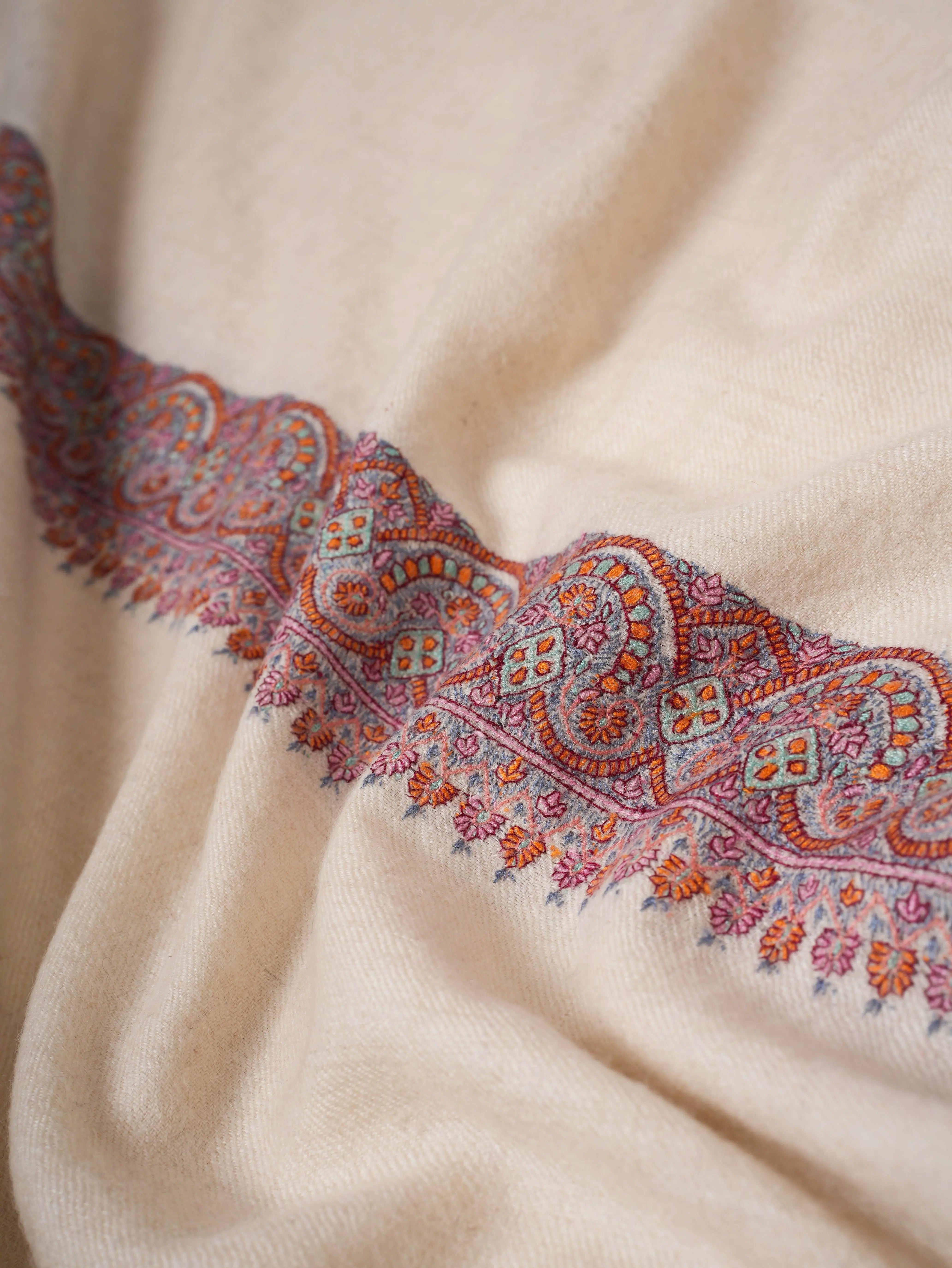 Natural Ivory Handspun Pashmina Shawl with Neemdaur Embroidery Shahkaar