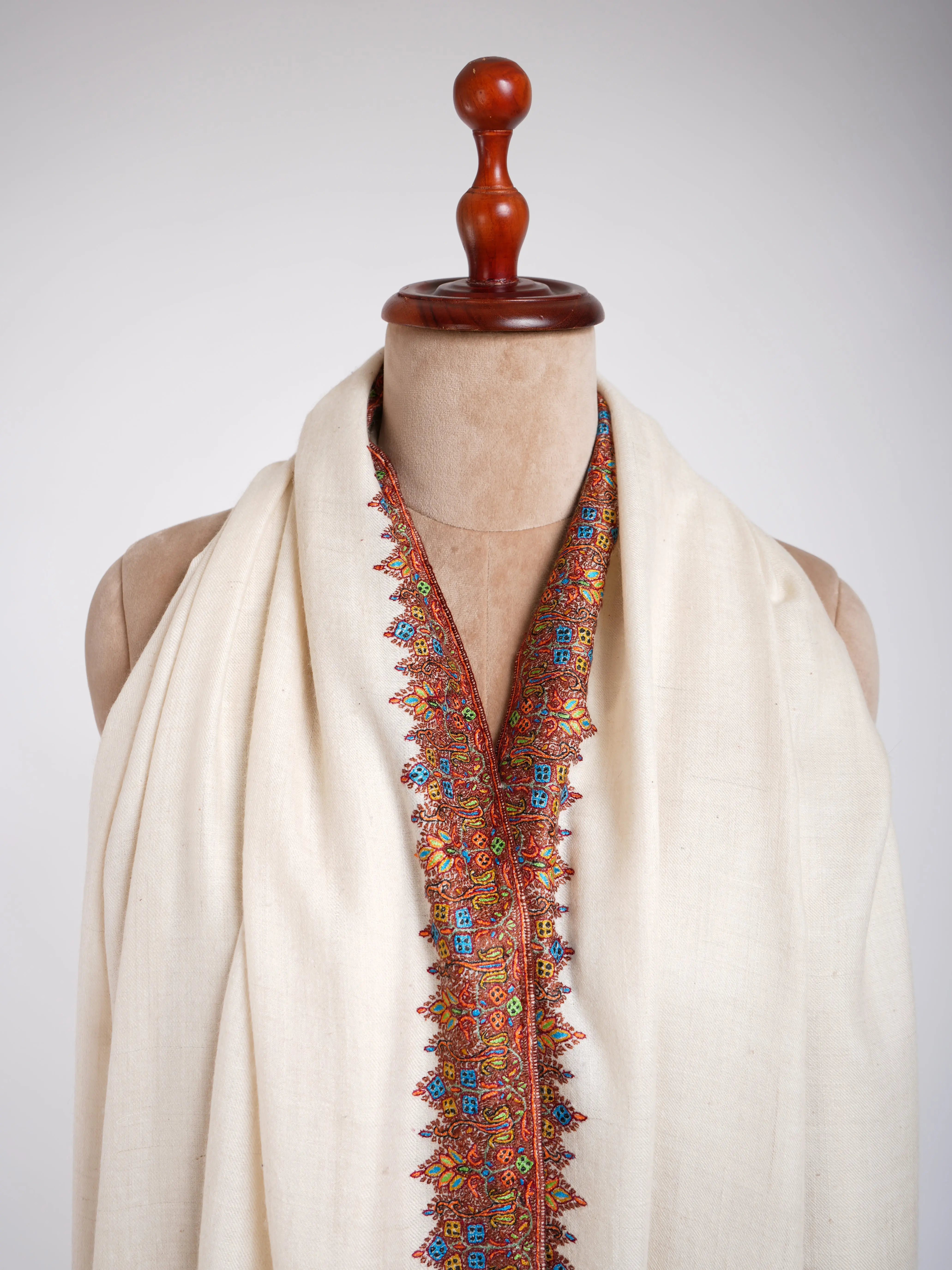 Natural White Waves Royal Pashmina Shahkaar