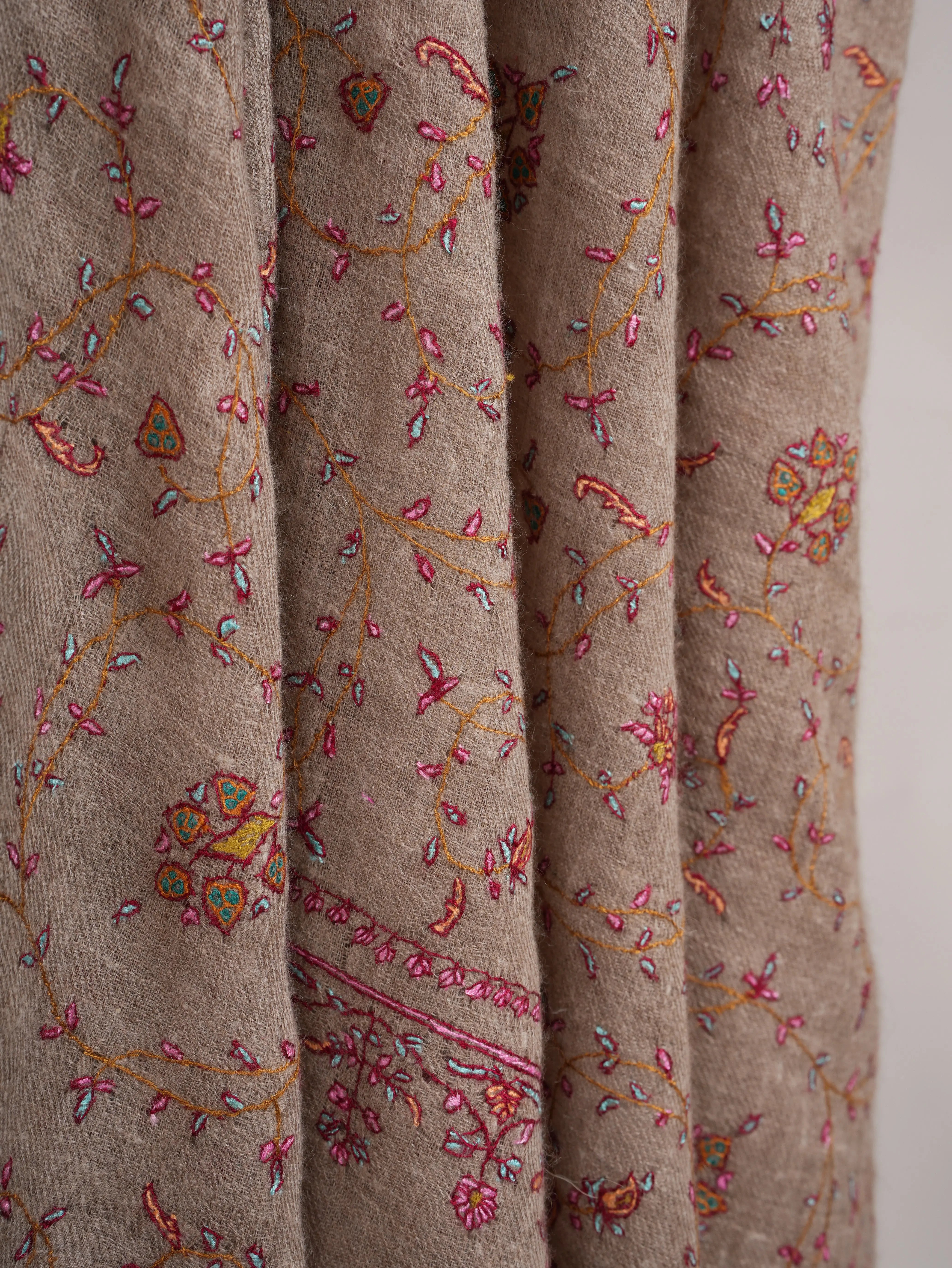 Natural Zati Handmade Featherlight Pure Pashmina Shawl Shahkaar