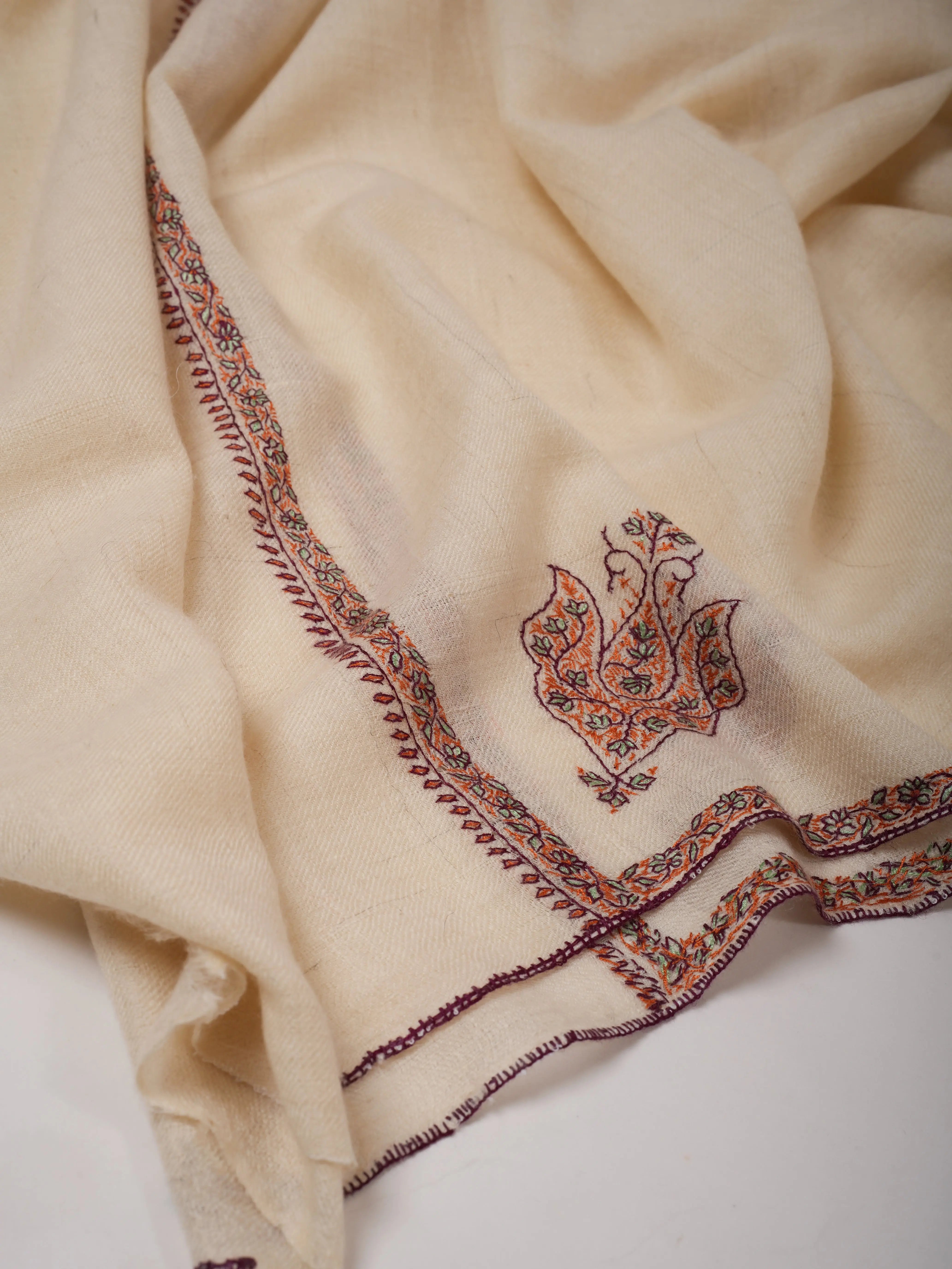 Off-White Oversized Baildar Embroidered Baby Soft Lightweight Kashmiri Shawl Shahkaar