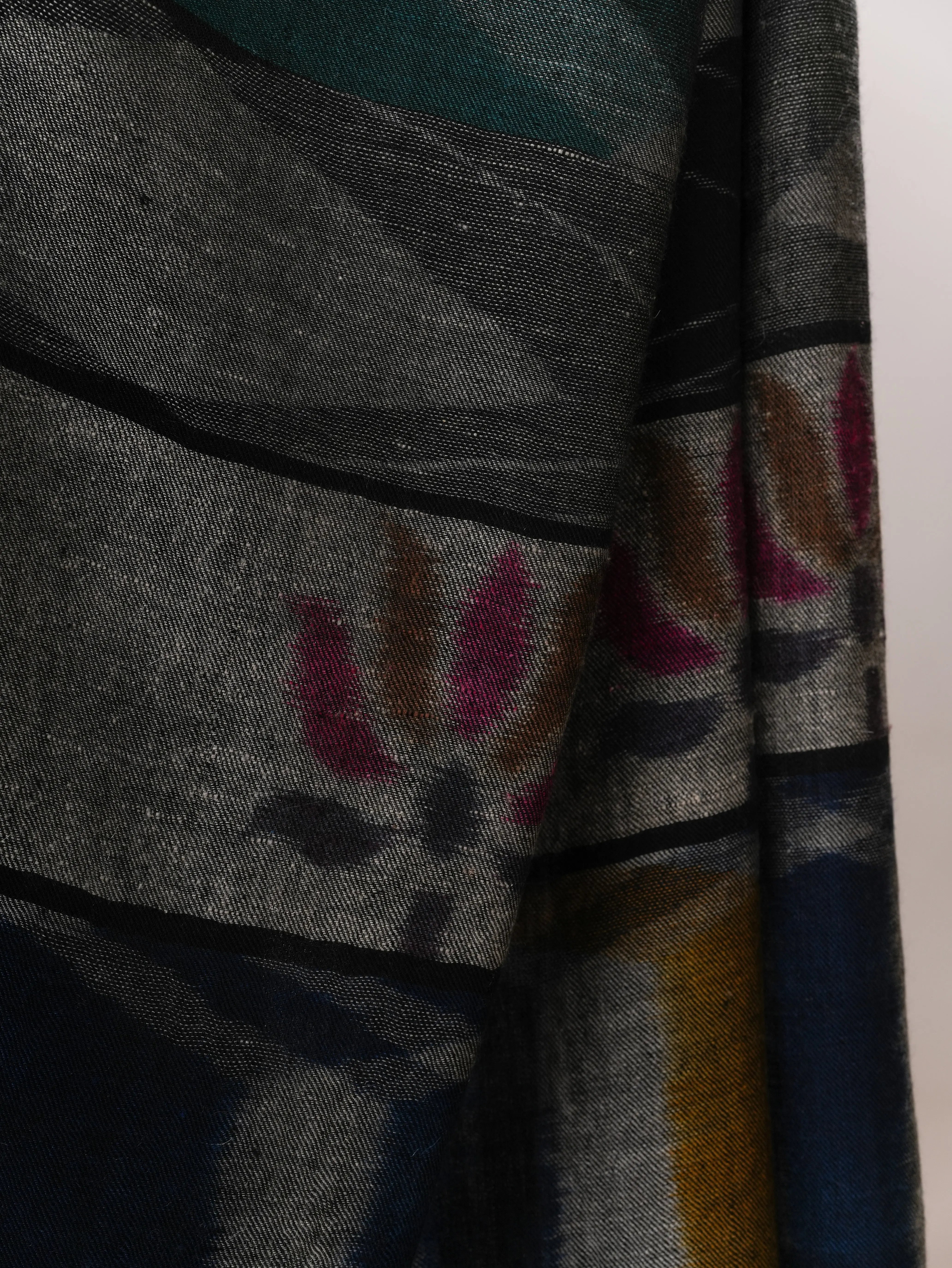 Oversized Black Ikat Handwoven Indian Pashmina Shawl Shahkaar
