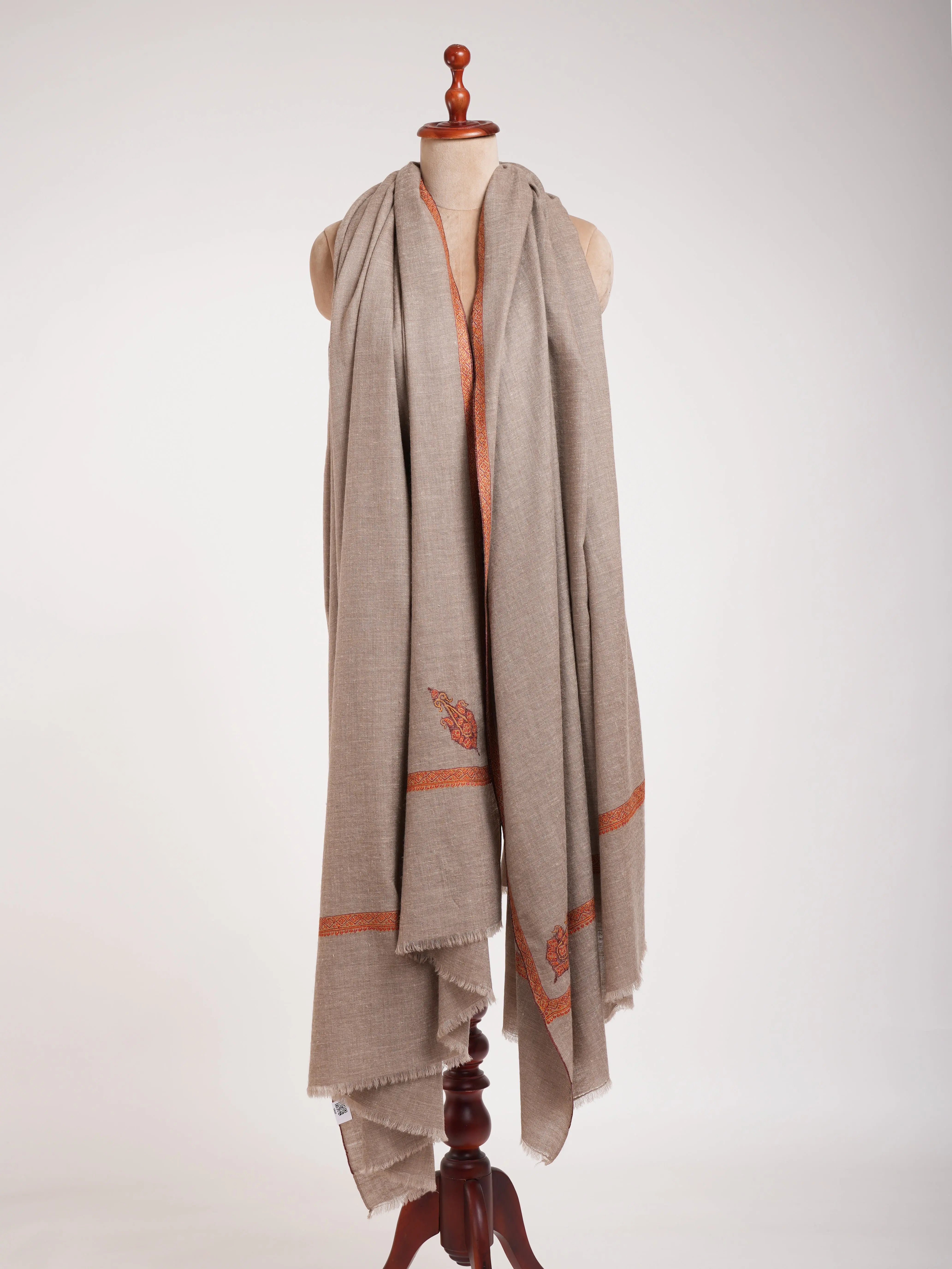 Oversized Natural Grey Hand embroidered Pashmina Shawl Shahkaar
