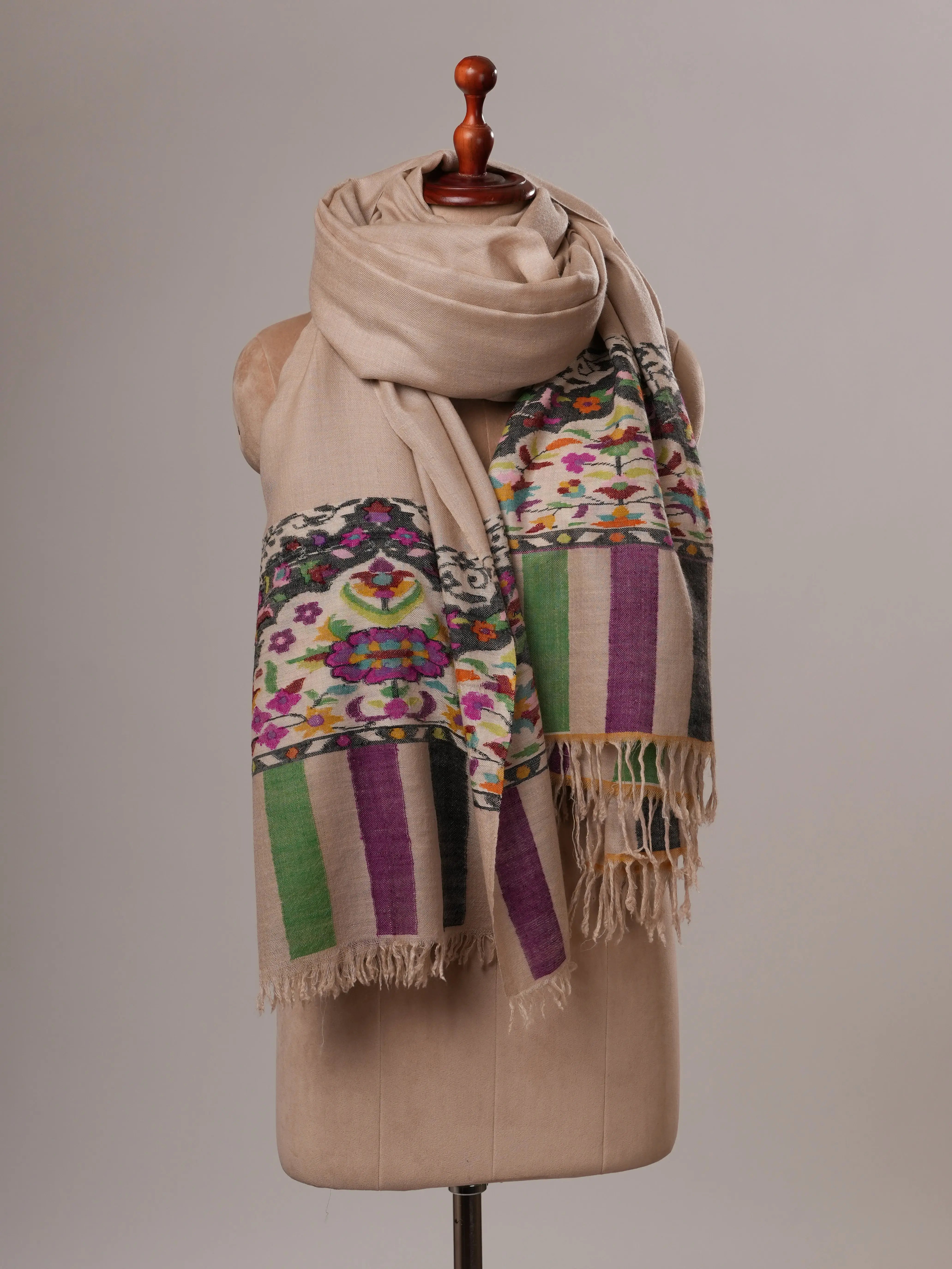 Oversized Off White Handwoven Kani Pashmina Shawl Shahkaar