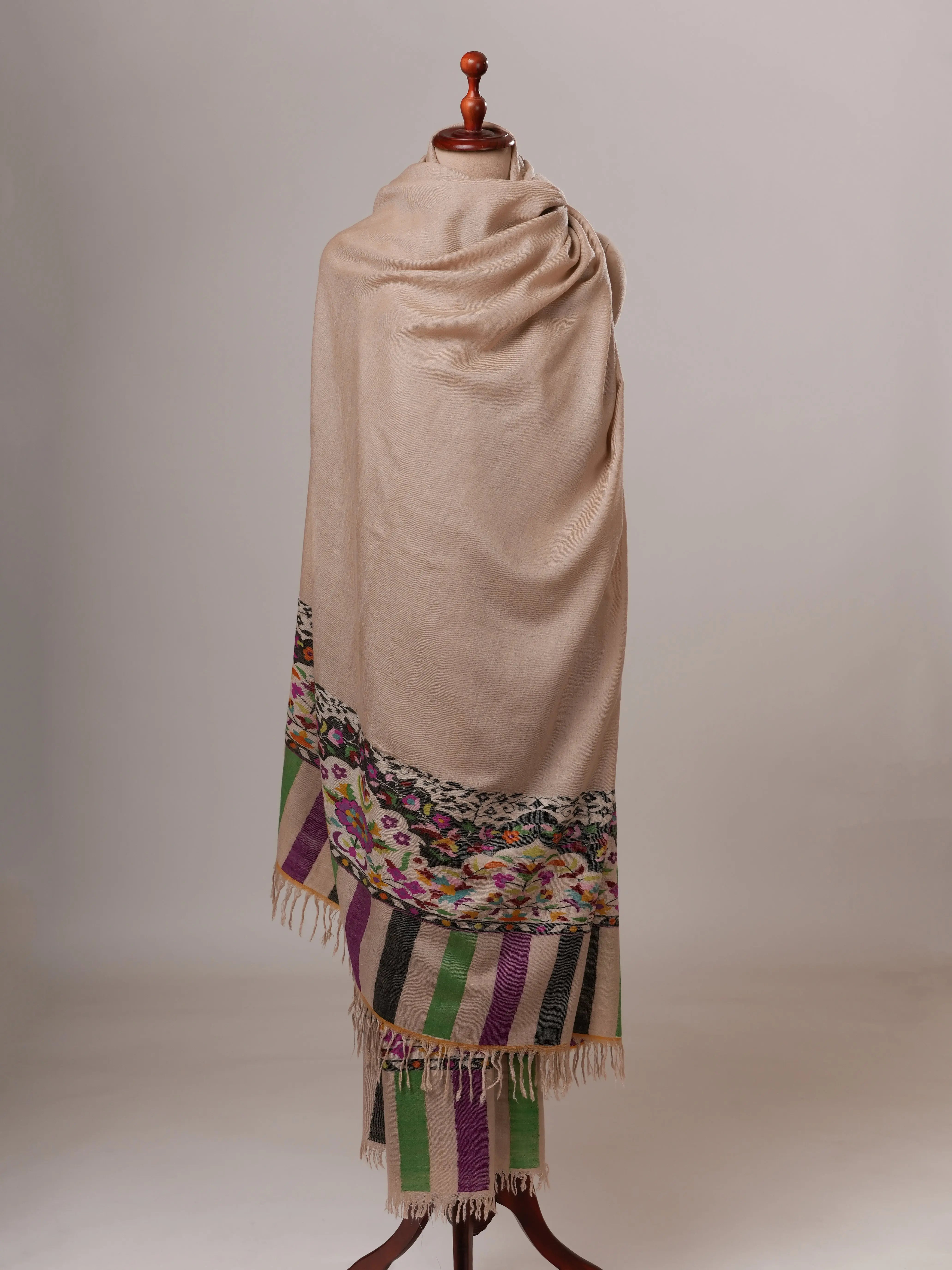 Oversized Off White Handwoven Kani Pashmina Shawl Shahkaar