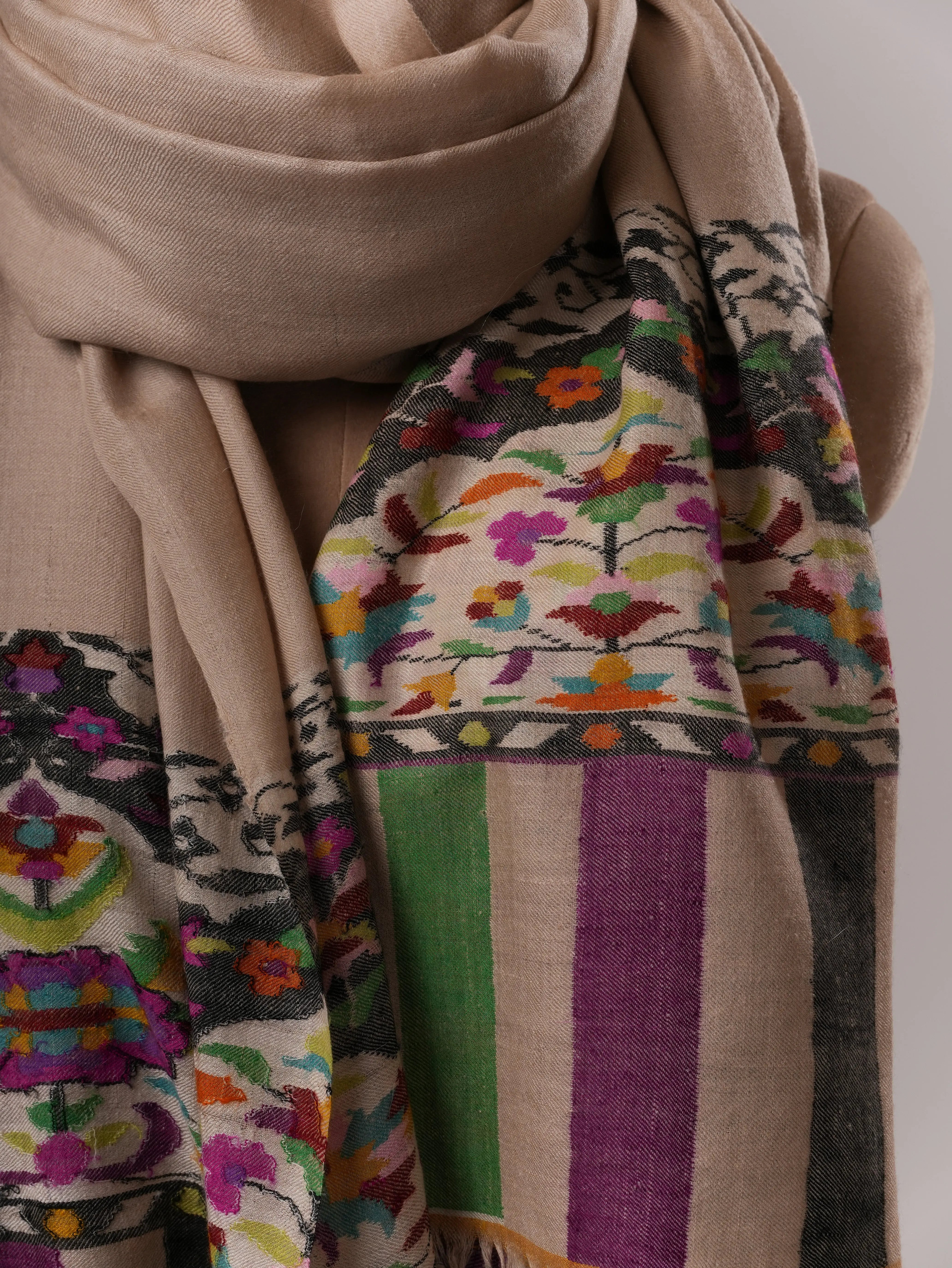 Oversized Off White Handwoven Kani Pashmina Shawl Shahkaar