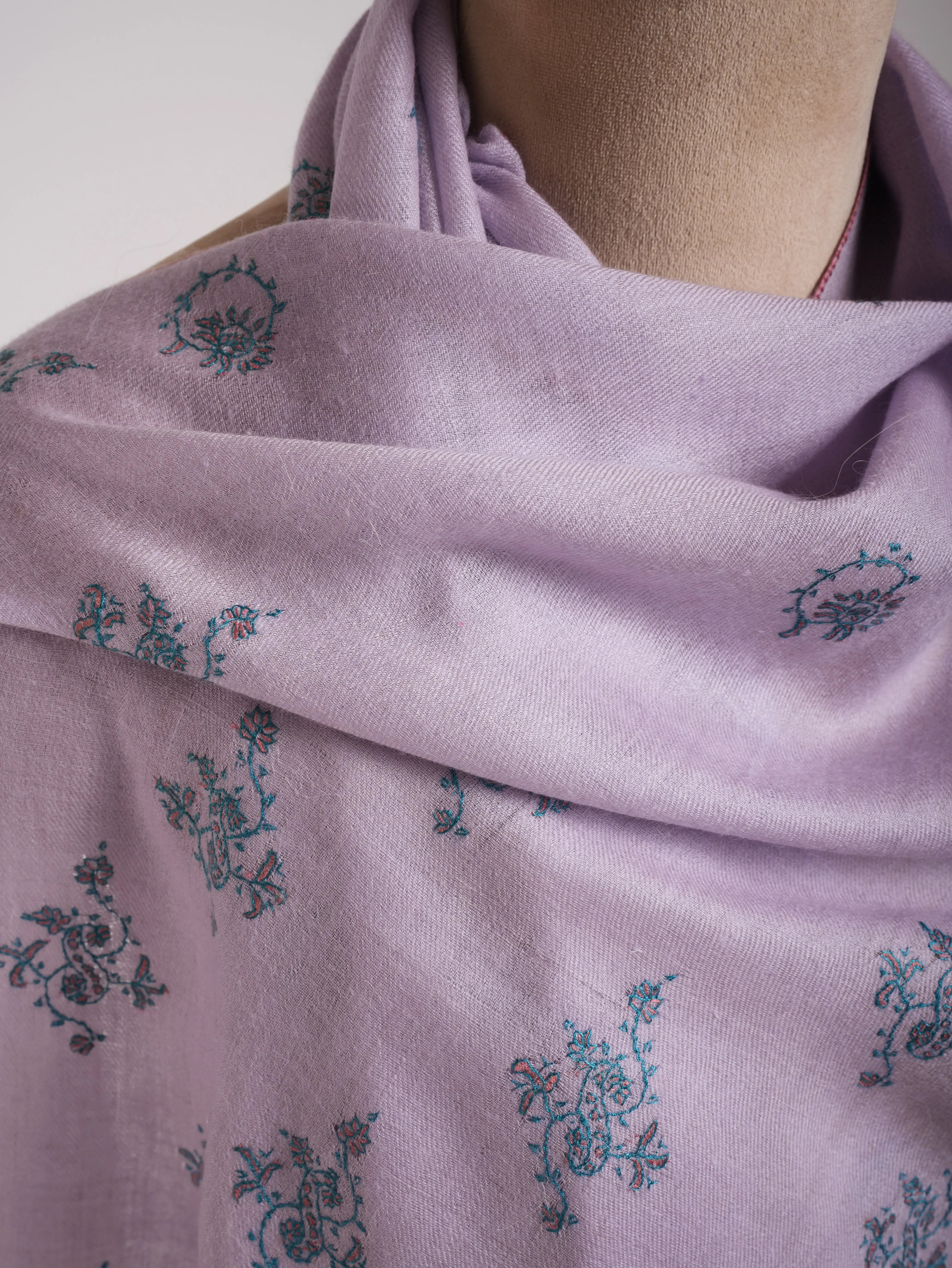 Pastel Lilac Embroidered Cashmere Pashmina Stole Shahkaar