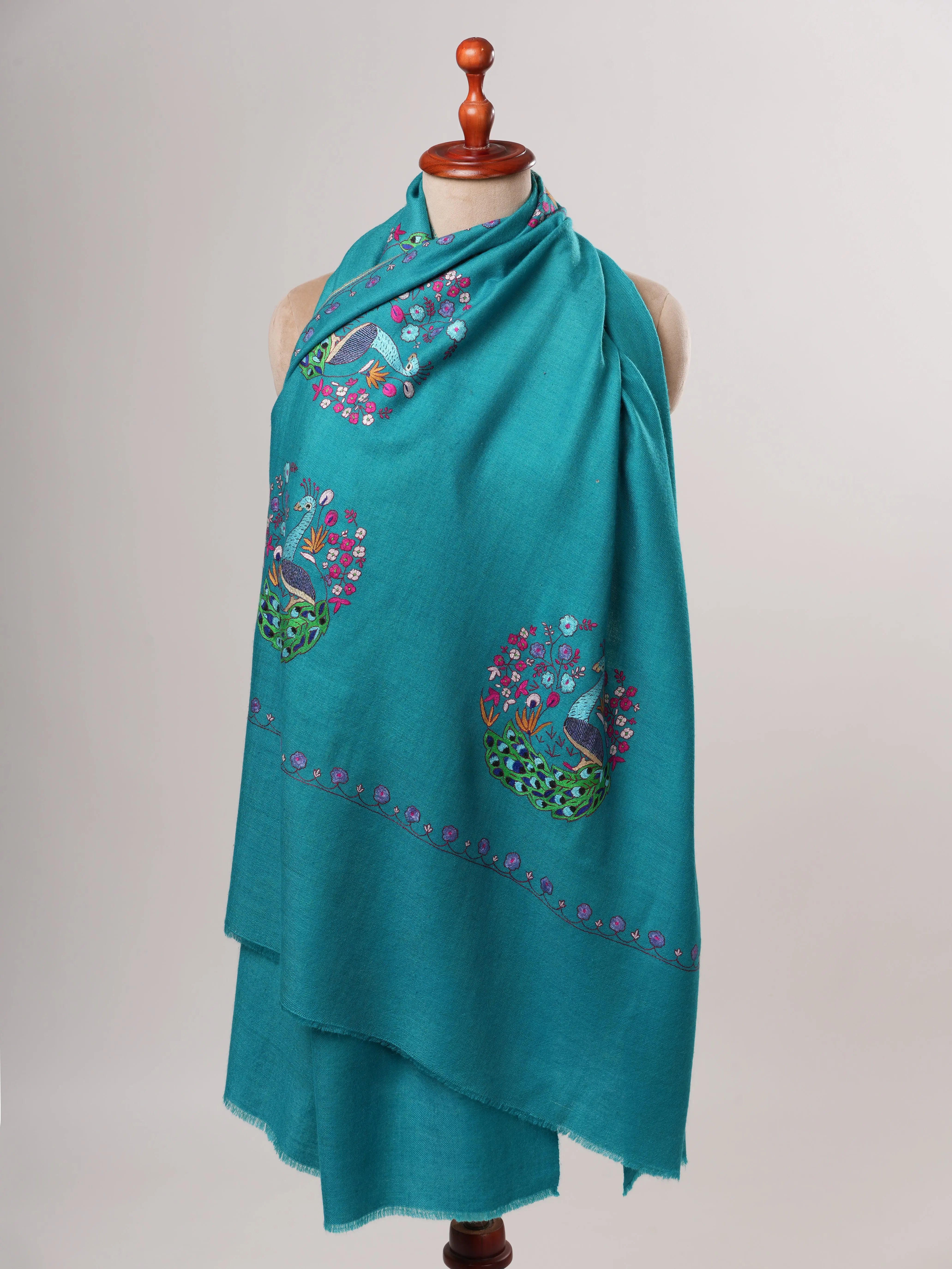 Peacock Embroidered Daur Handwoven Pashmina Shawl Shahkaar