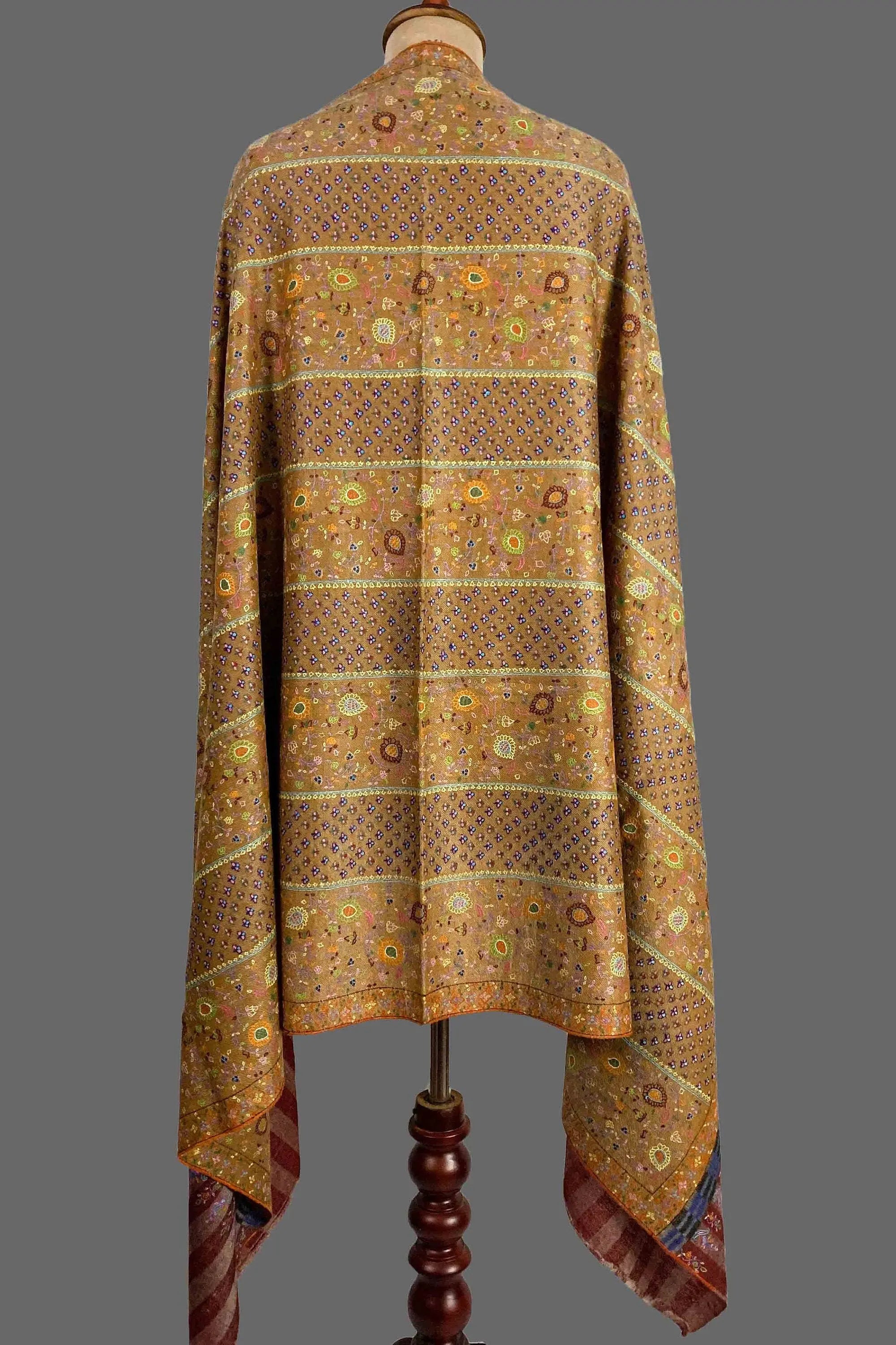 Pure Pashmina Shawl made in Kashmir, Handwoven, Hand Embroidery Shahkaar