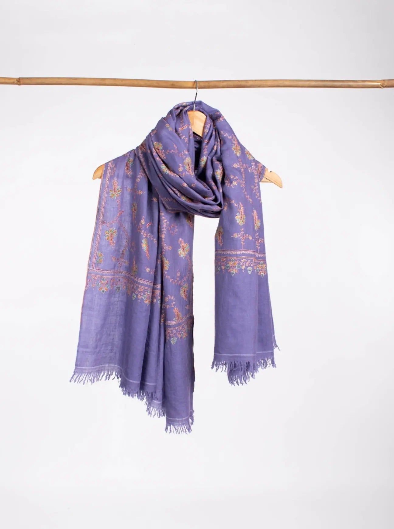 Purple Fine Sozni Kashmiri Pashmina Shawl - JUNEAU Shahkaar