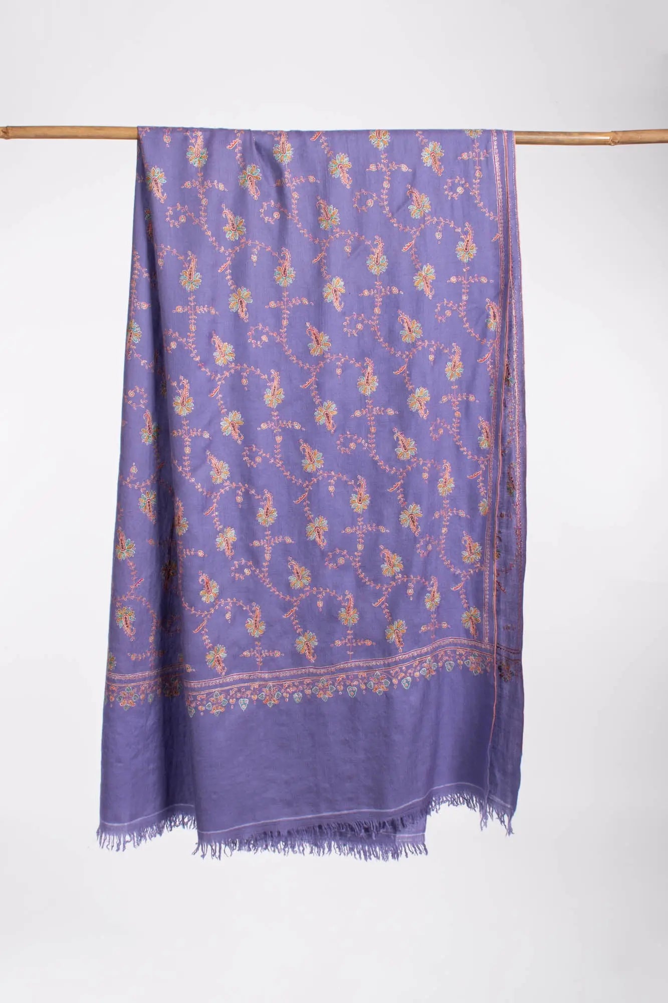 Purple Fine Sozni Kashmiri Pashmina Shawl - JUNEAU Shahkaar