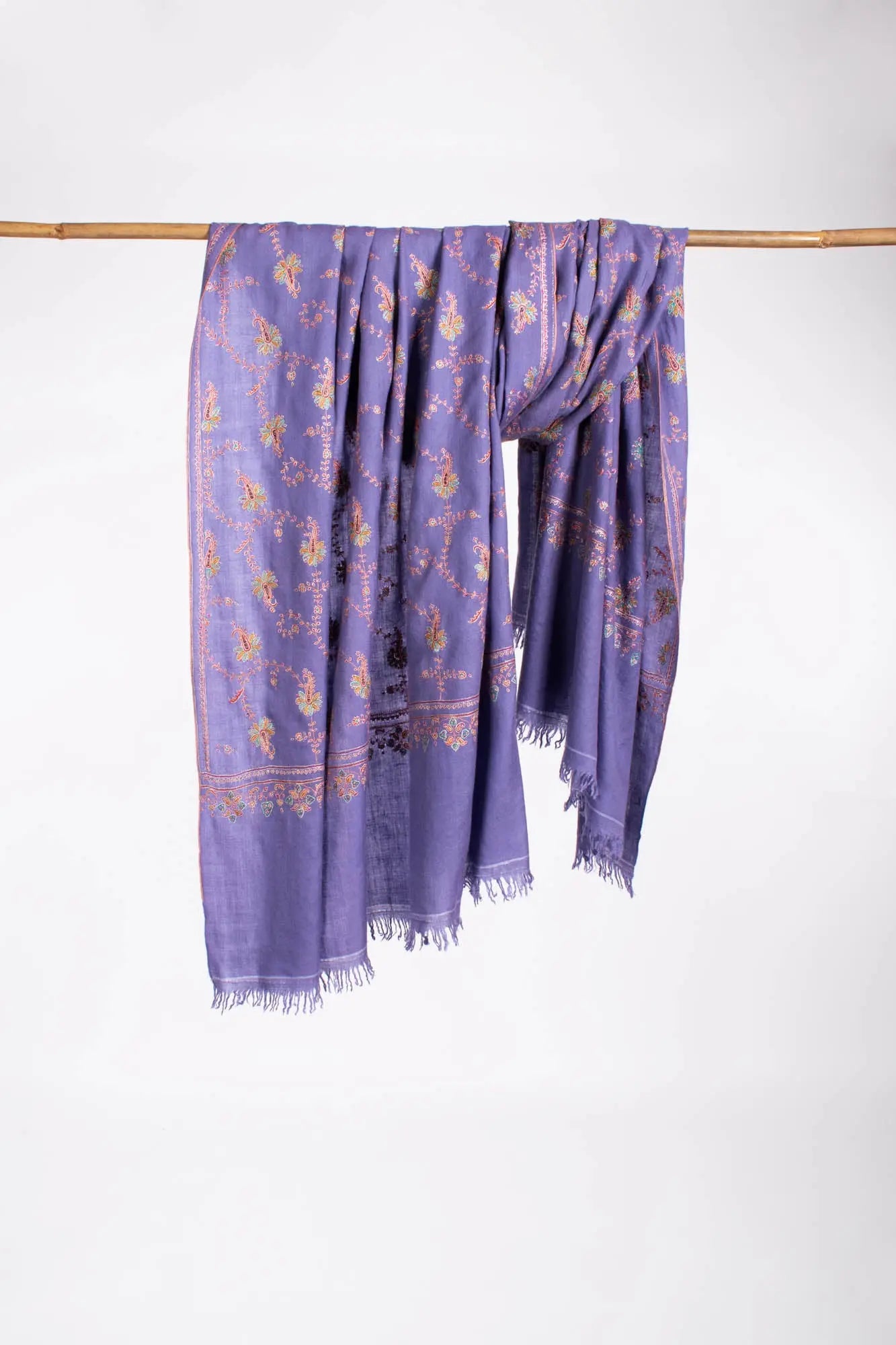 Purple Fine Sozni Kashmiri Pashmina Shawl - JUNEAU Shahkaar