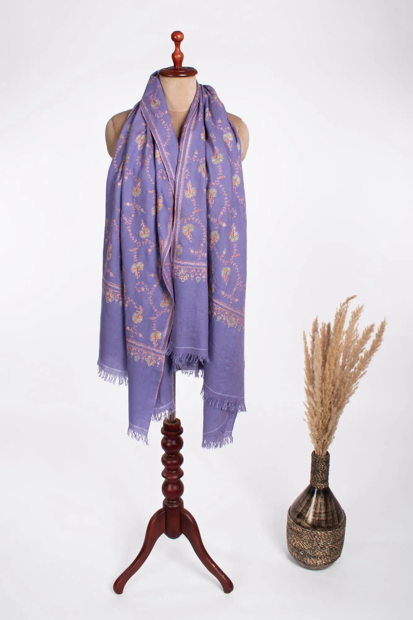 Purple Fine Sozni Kashmiri Pashmina Shawl - JUNEAU Shahkaar