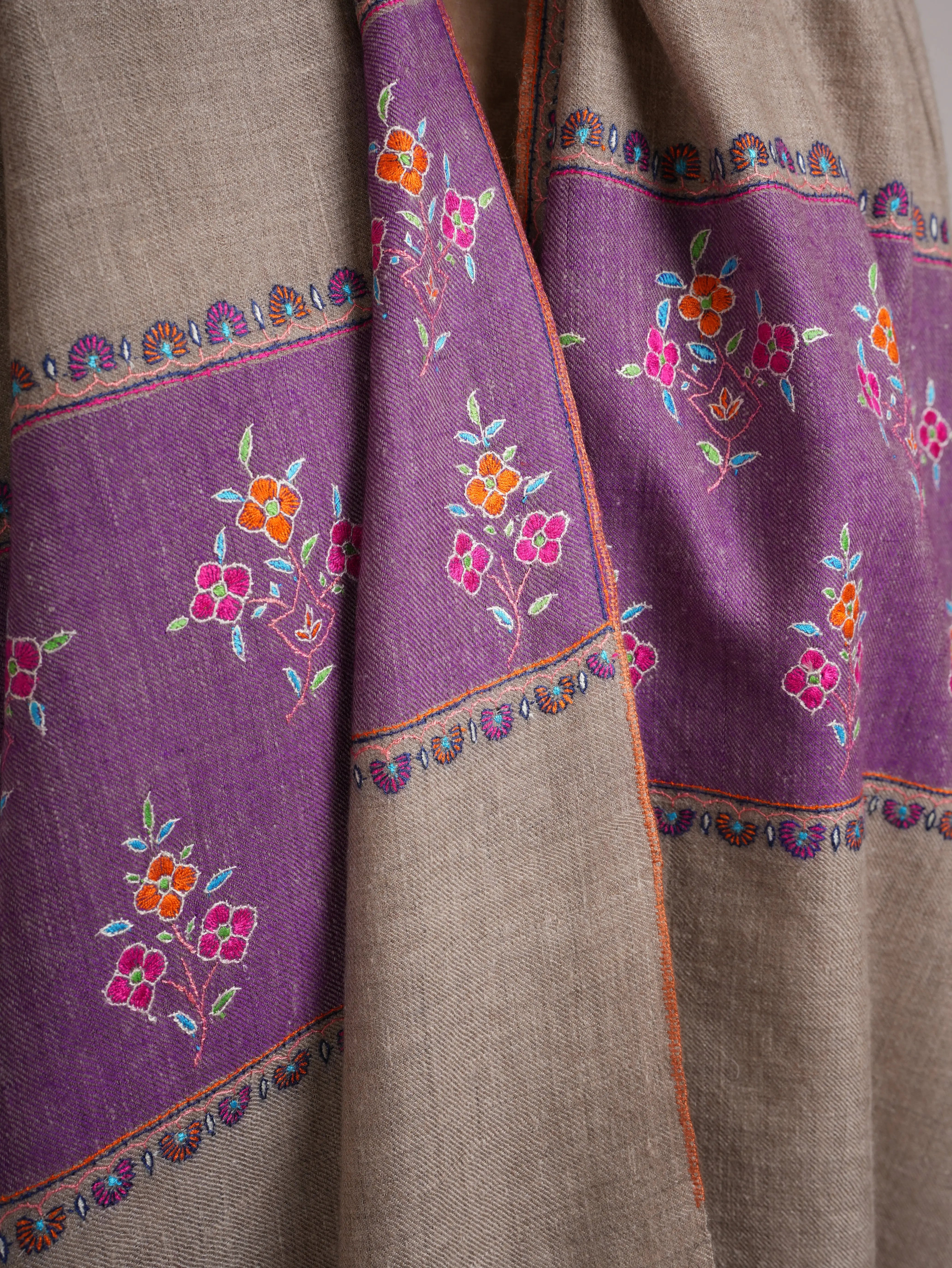 Purple Hue Palla Embroidered Pure Pashmina Shawl Shahkaar