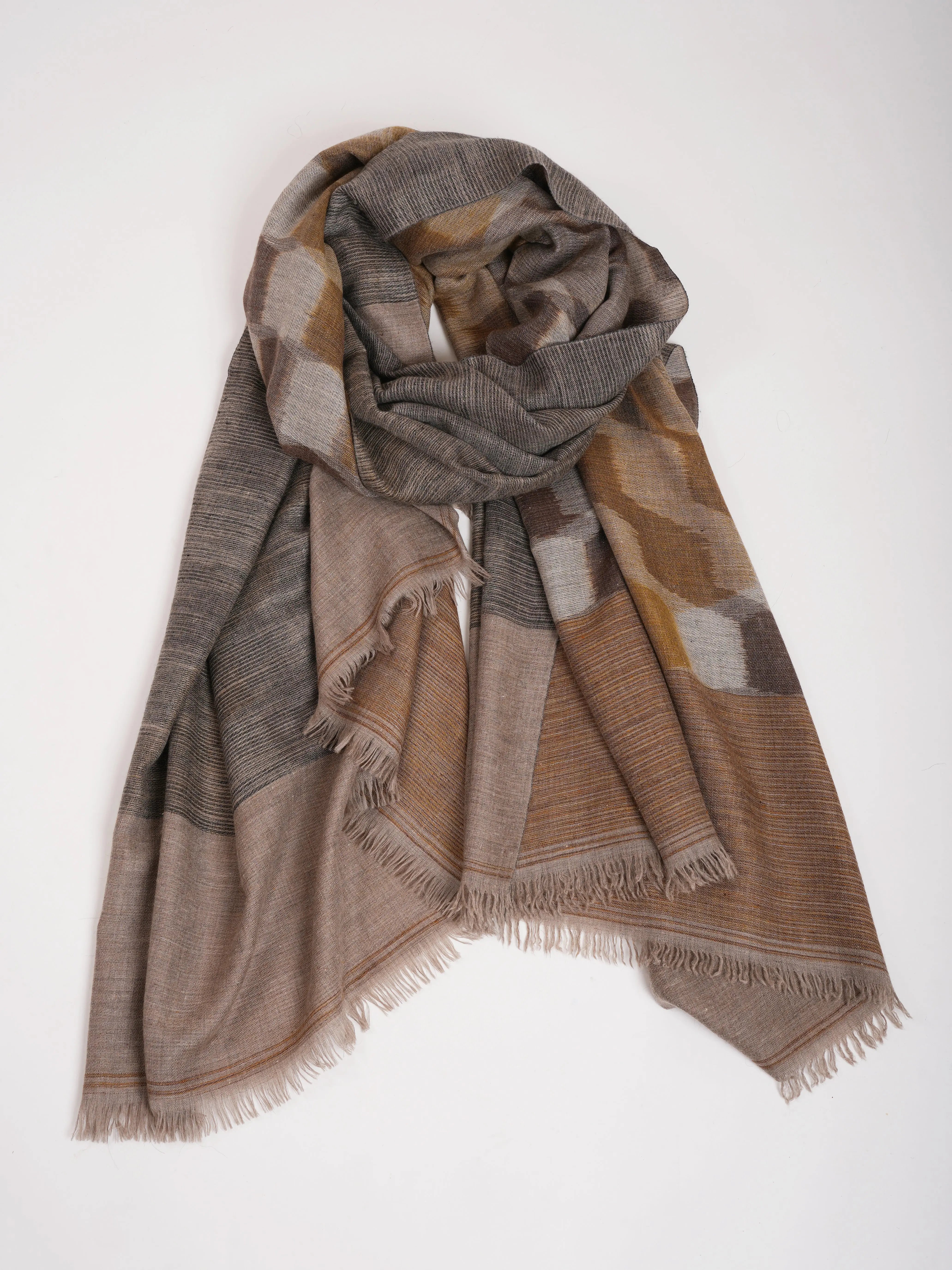Rare Dualshade Oversized Pashmina Shahkaar