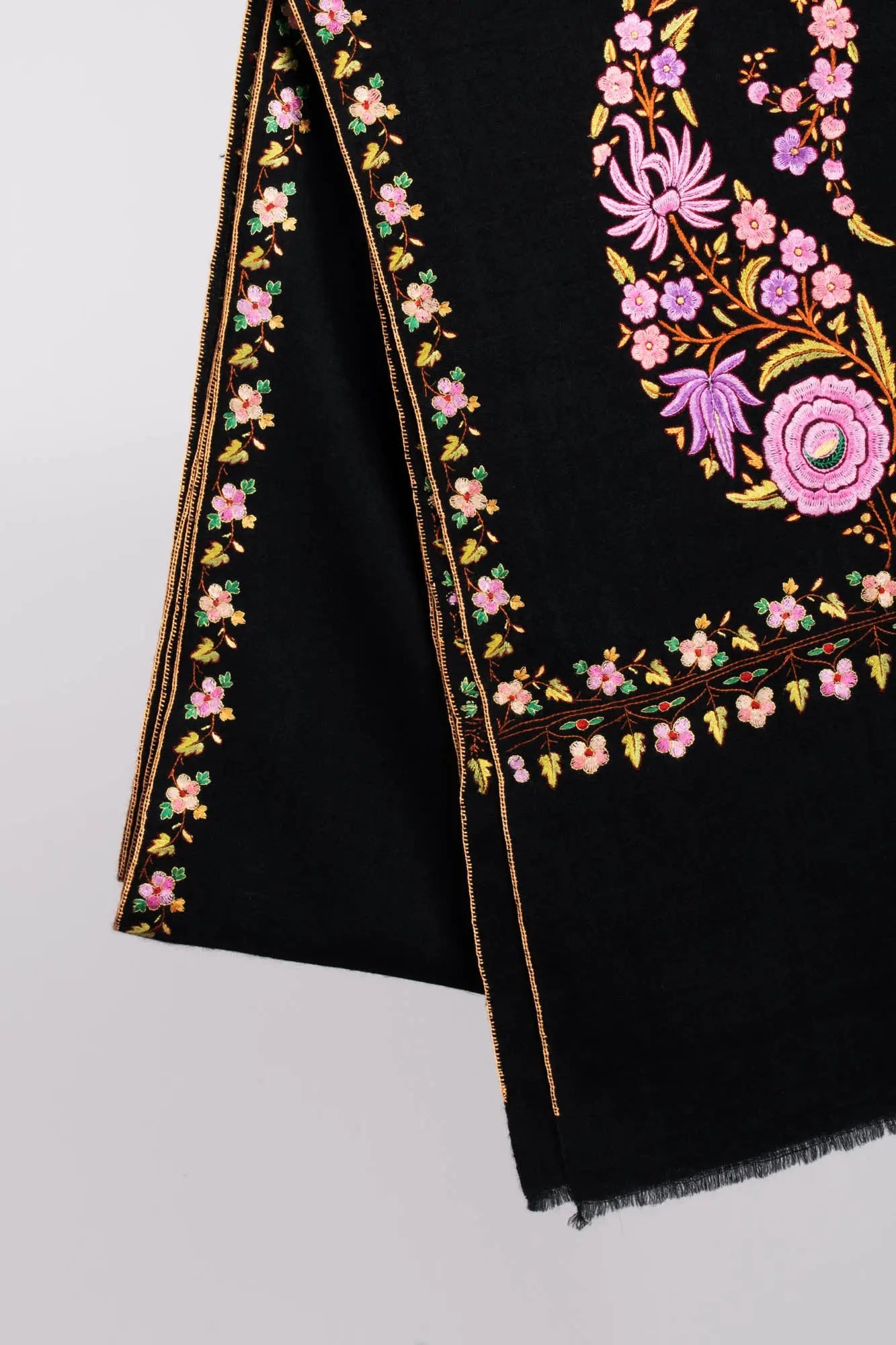 Royal Paisley Black Kashmiri Pashmina Shawl - CORONADO Shahkaar