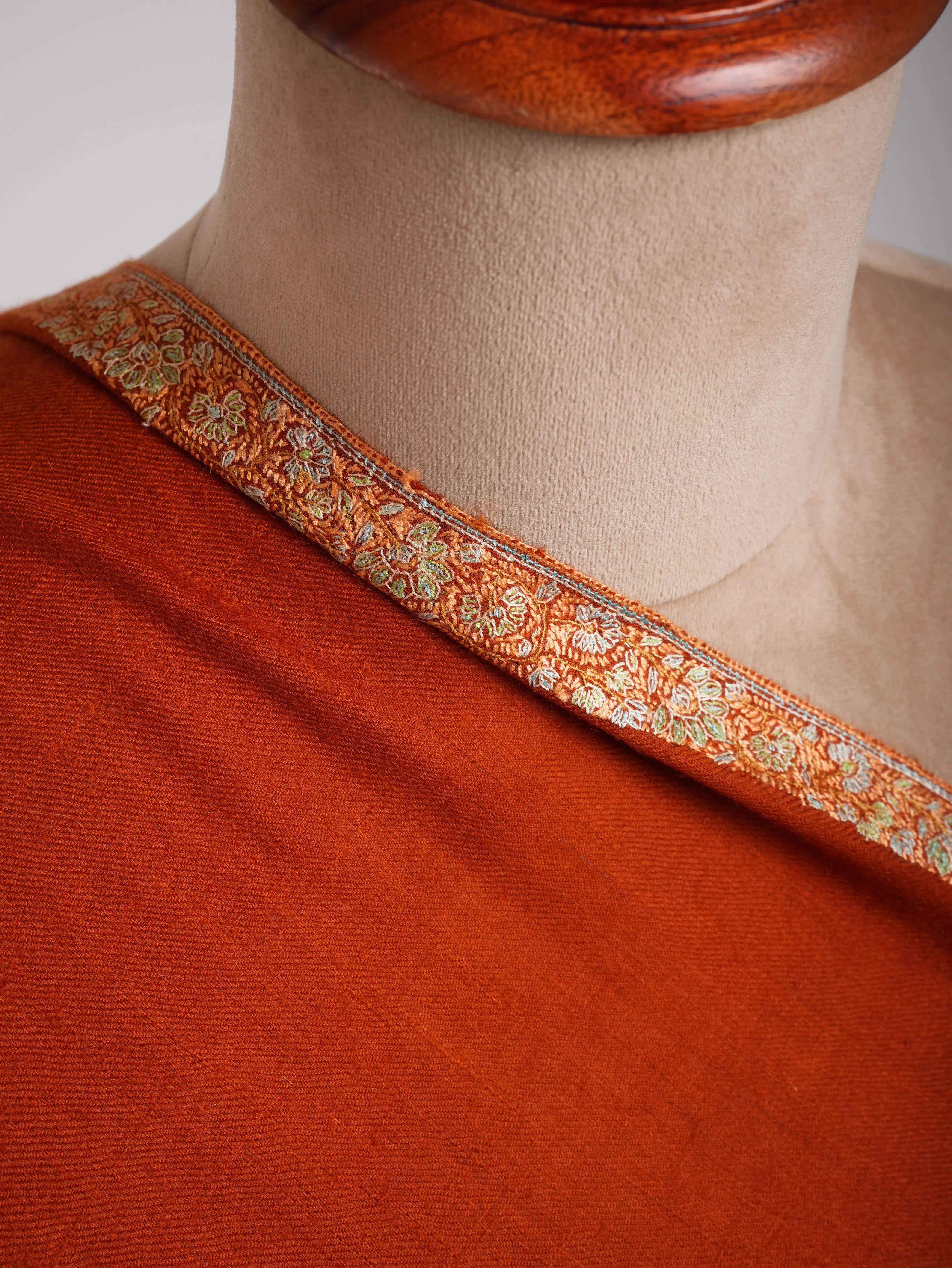 Rust Hashiadar Sozni Embroidered Kashmiri Pashmina Shawl Shahkaar