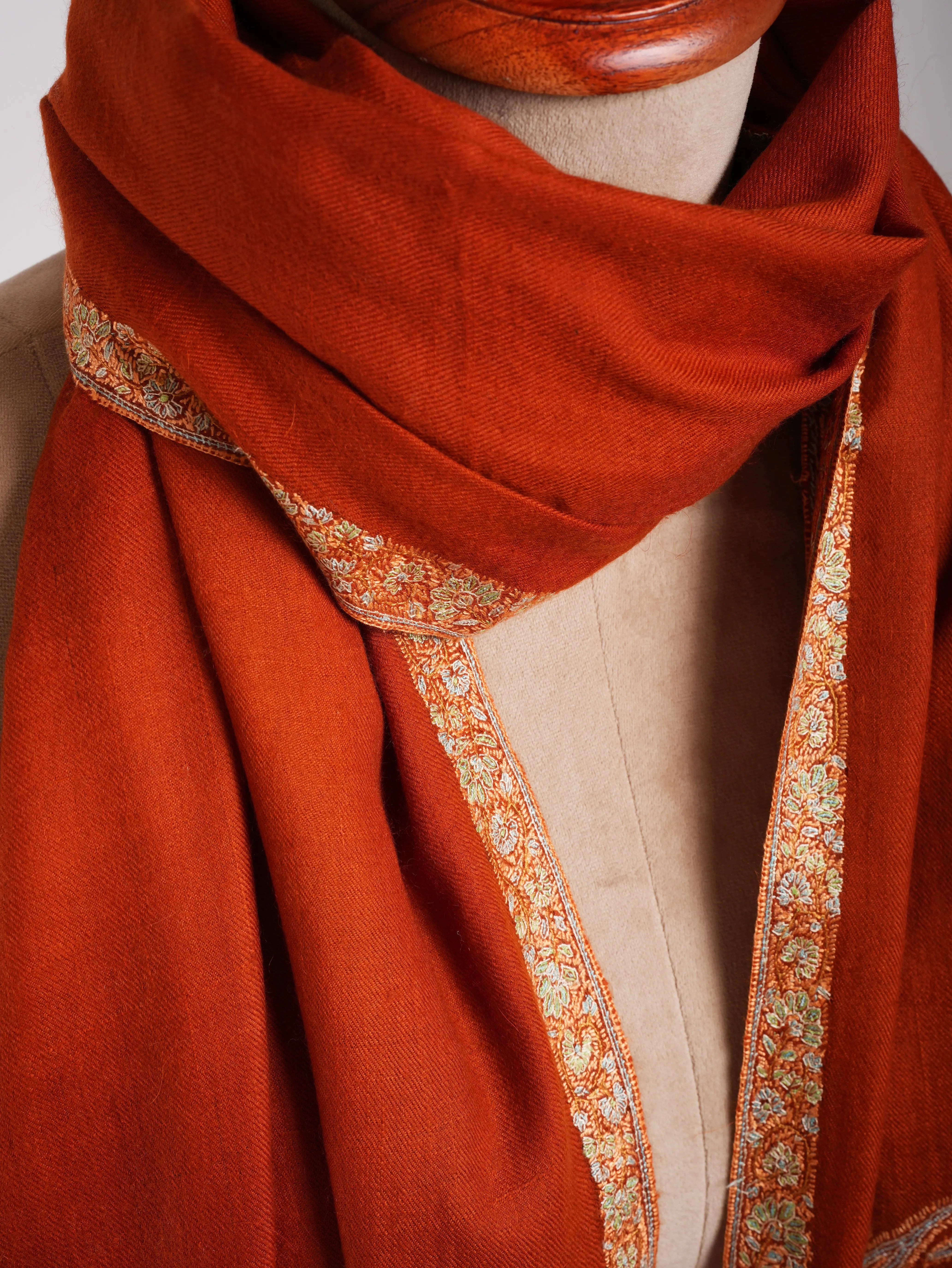 Rust Hashiadar Sozni Embroidered Kashmiri Pashmina Shawl Shahkaar