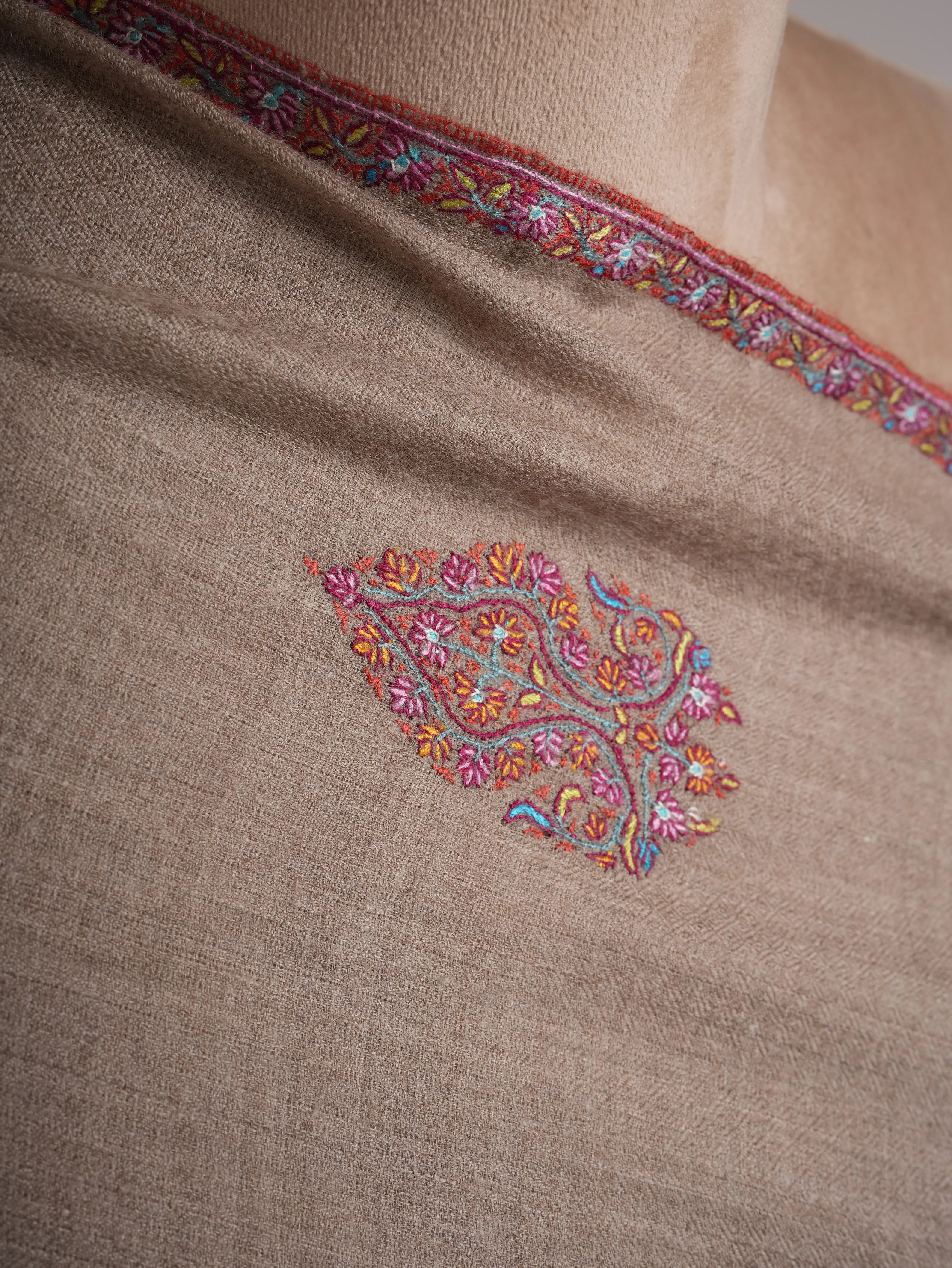 Soft Natural Grey Pashmina Shawl with Palla Embroidery Shahkaar