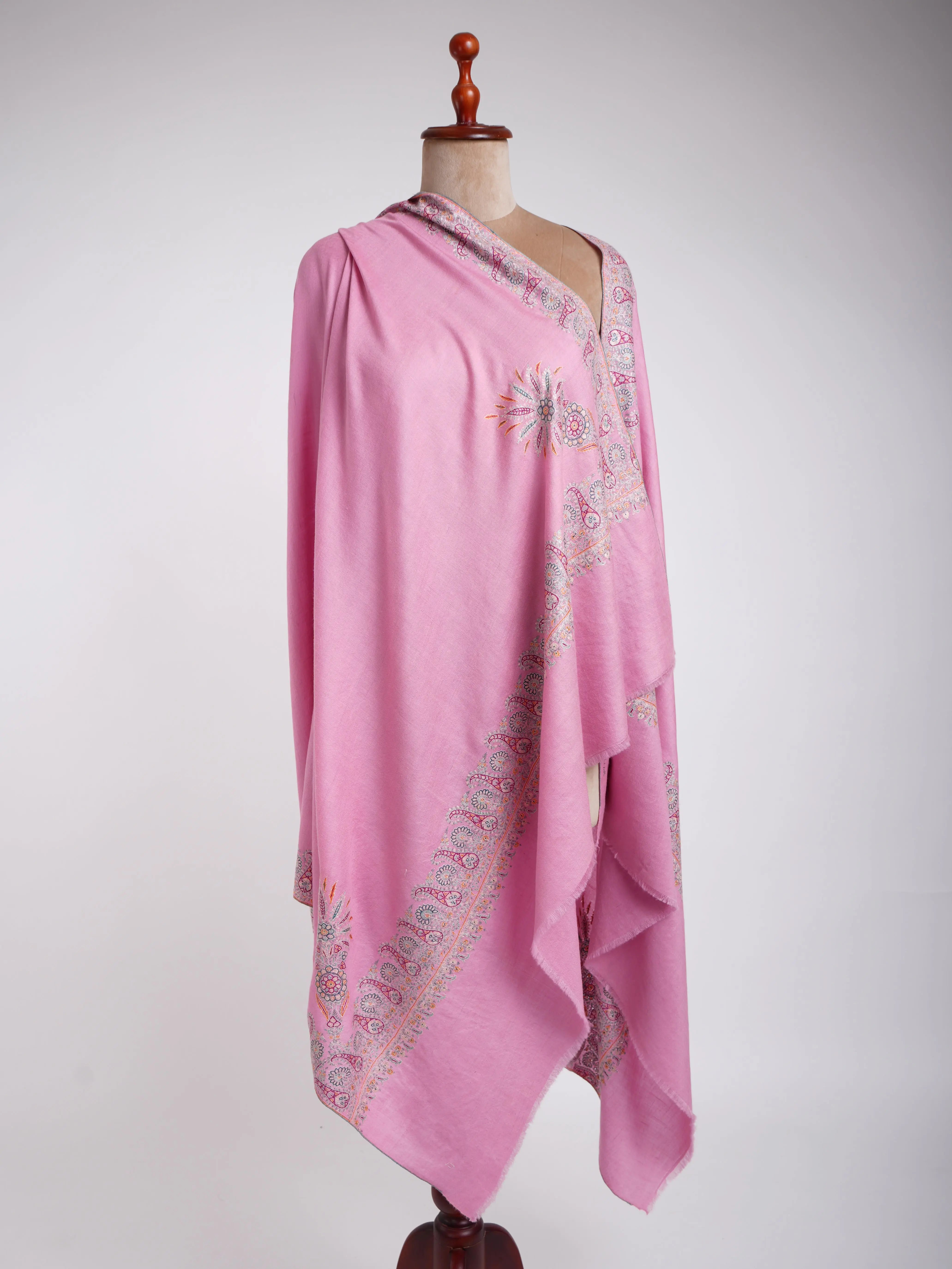 Sozni Daur Dar Hand Embroidered Pashmina Pink Shahkaar