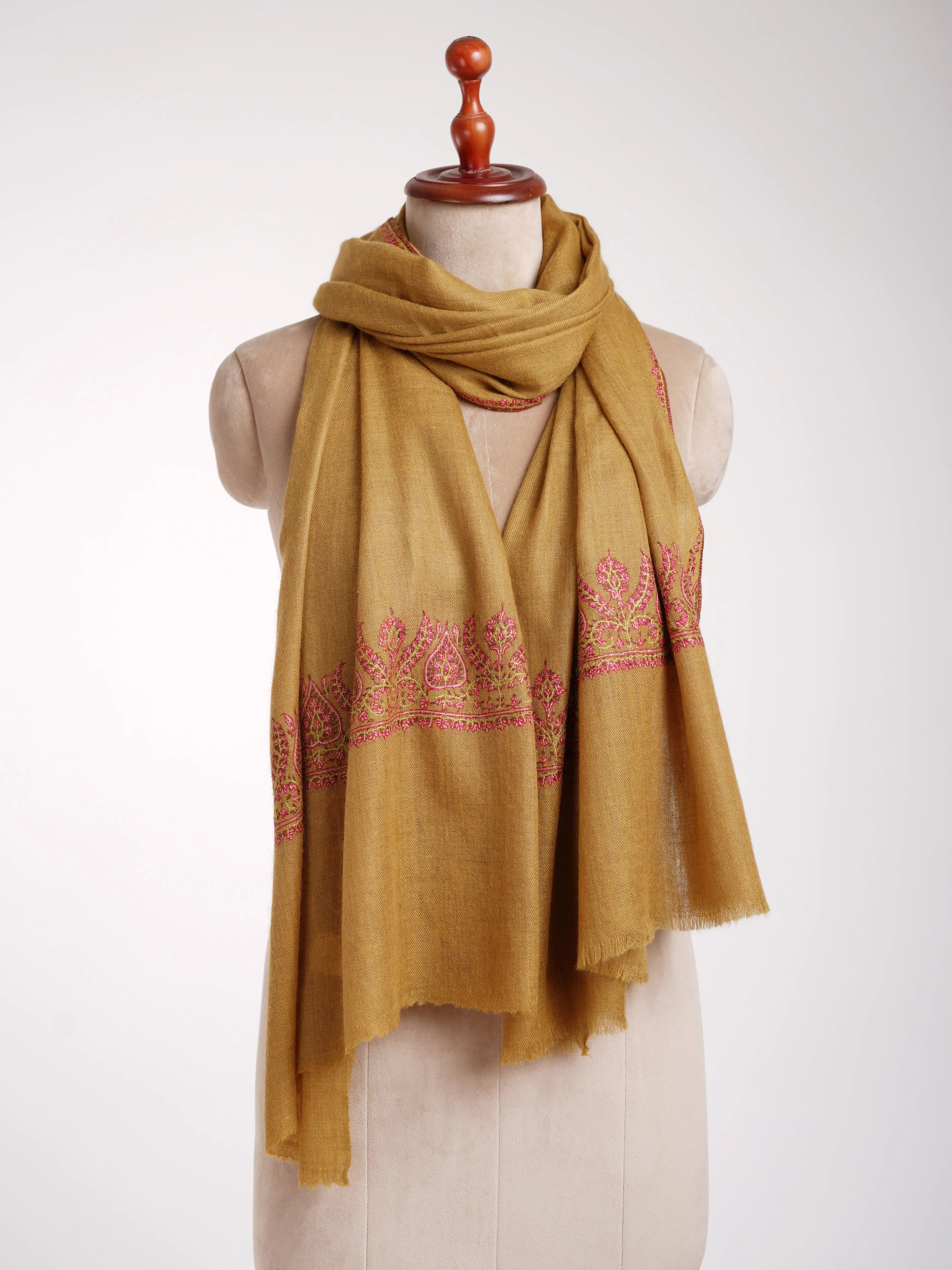 Sozni Embroidered Cashmere Palla Stole Shahkaar