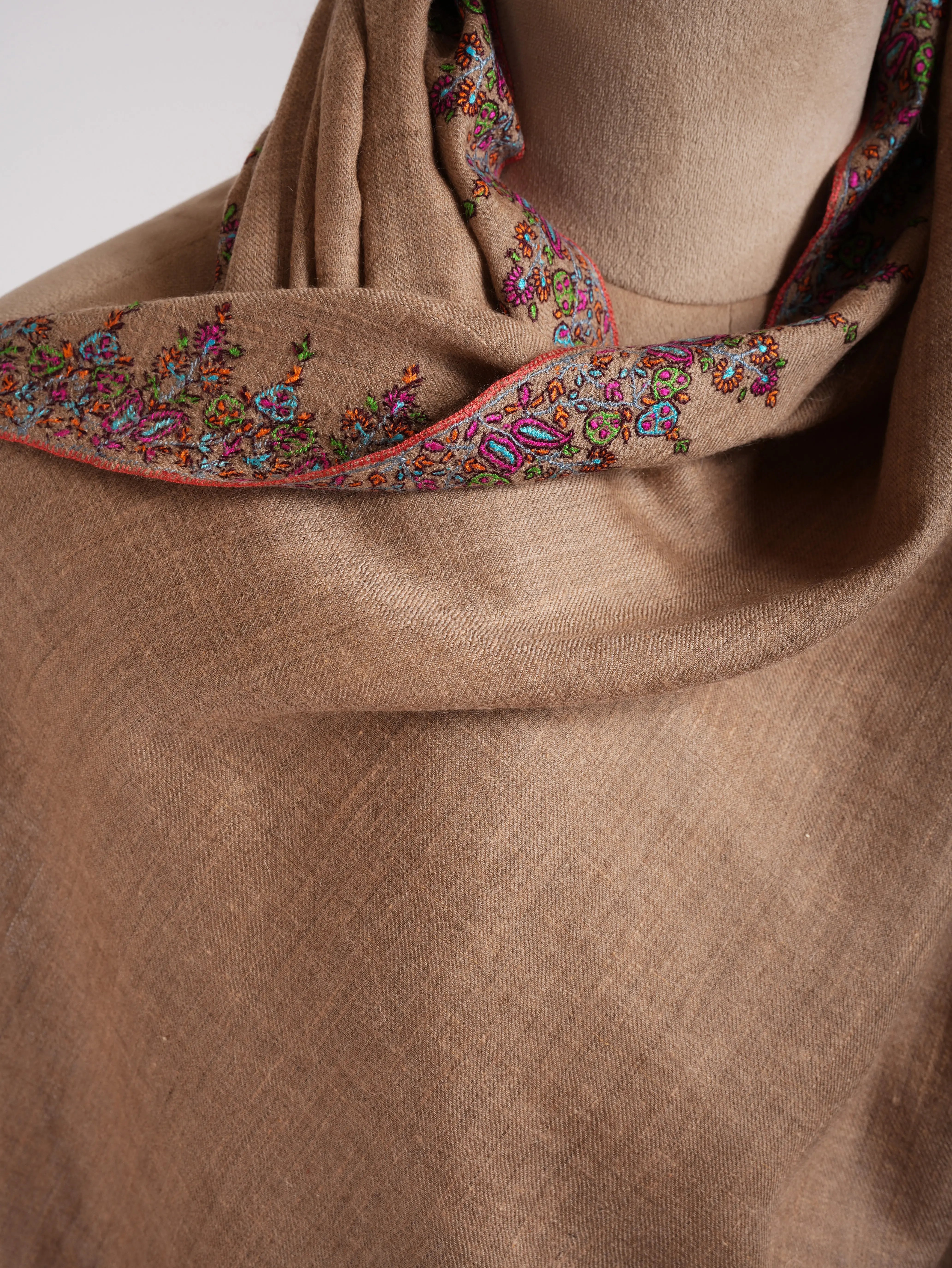 Sozni Embroidered Cashmere Pashmina Shawl Shahkaar