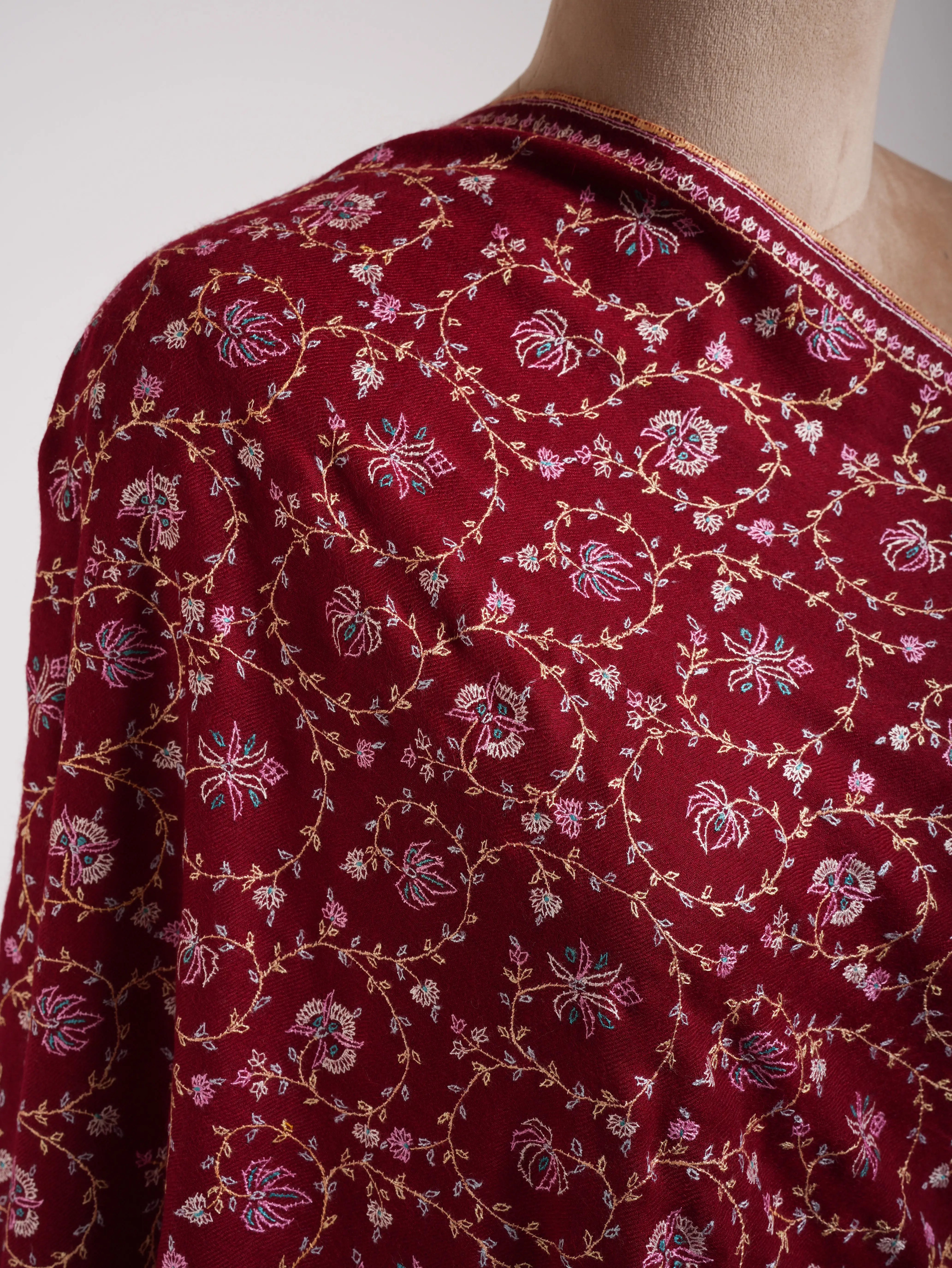 Sozni Embroidered Kashmiri Pashmina Shawl in Maroon Shahkaar