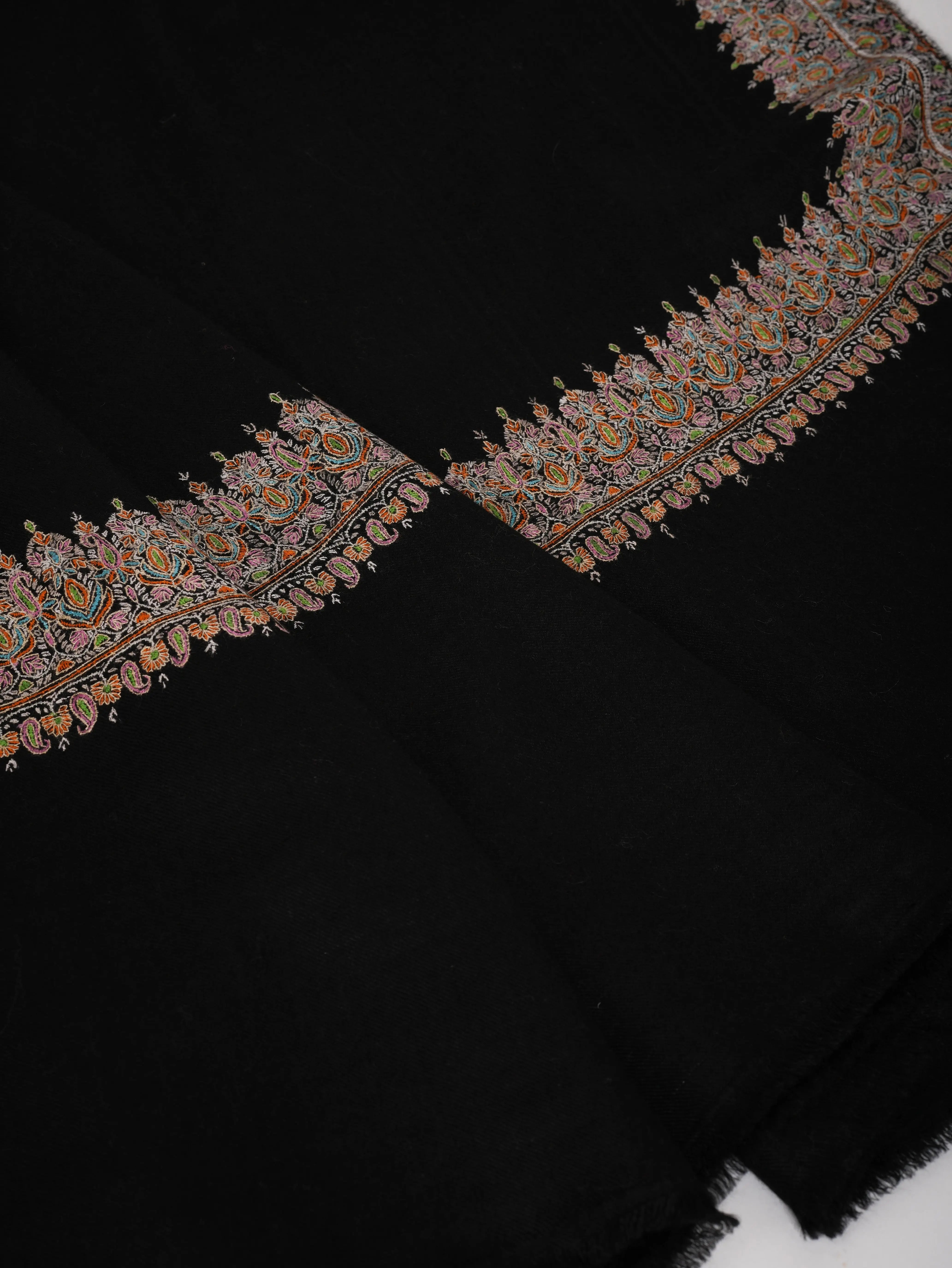 Sozni Embroidered Neemdaur Black Pashmina Shawl Shahkaar