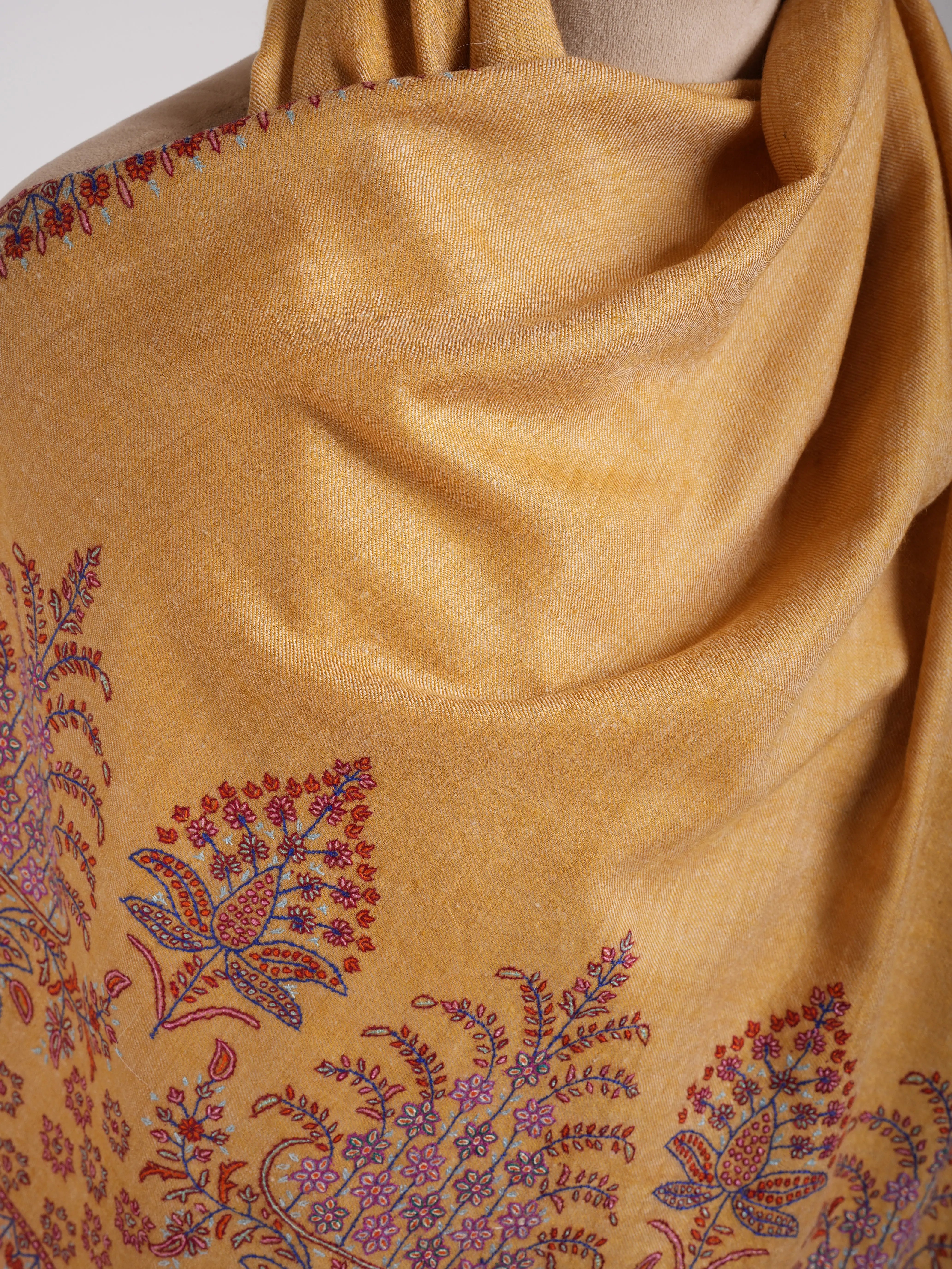 Sozni Embroidered Original Kashmiri Pashmina Shawl Shahkaar