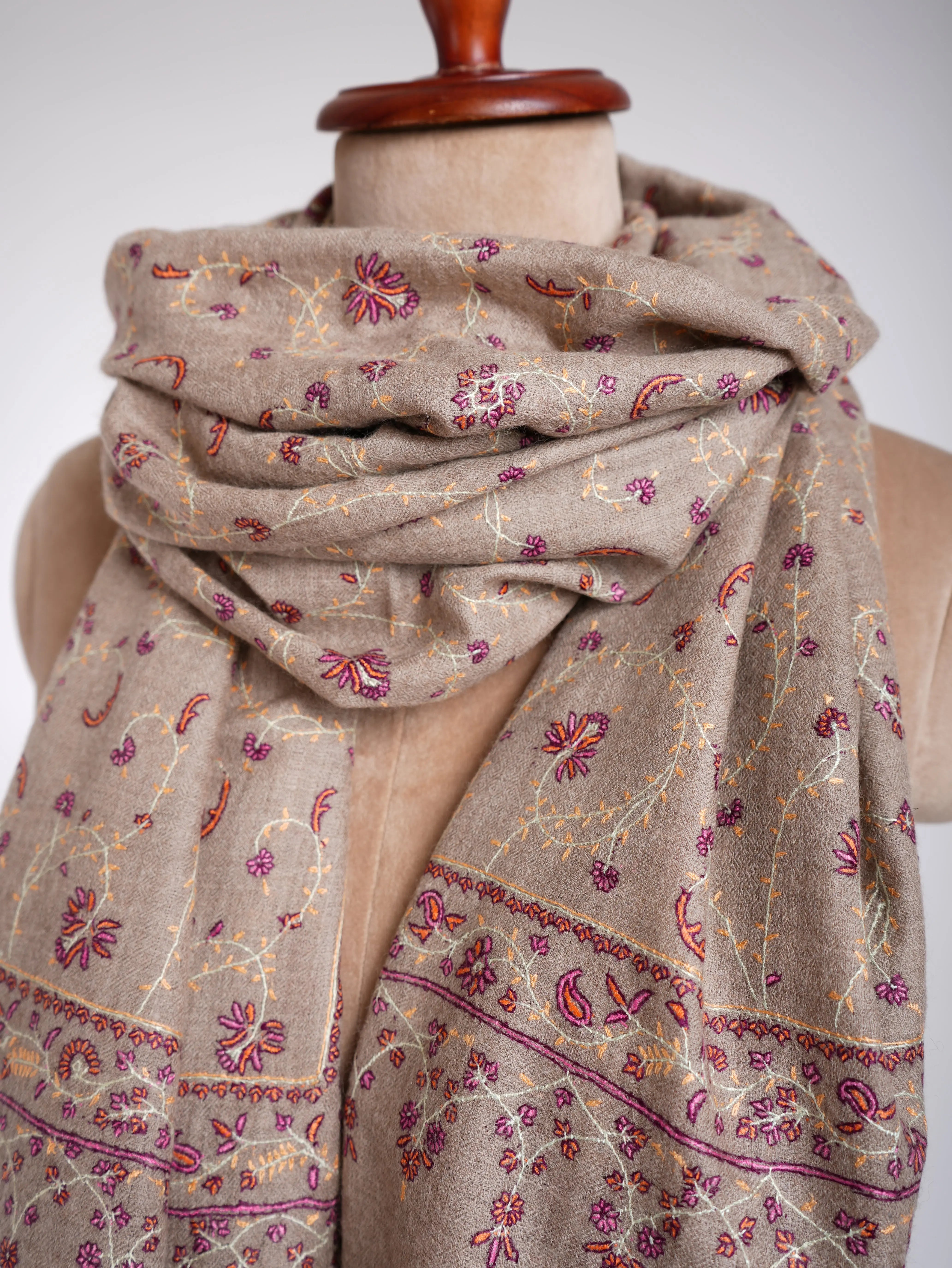 Sozni Embroidery Kashmiri Pashmina Shawl Natural Shahkaar