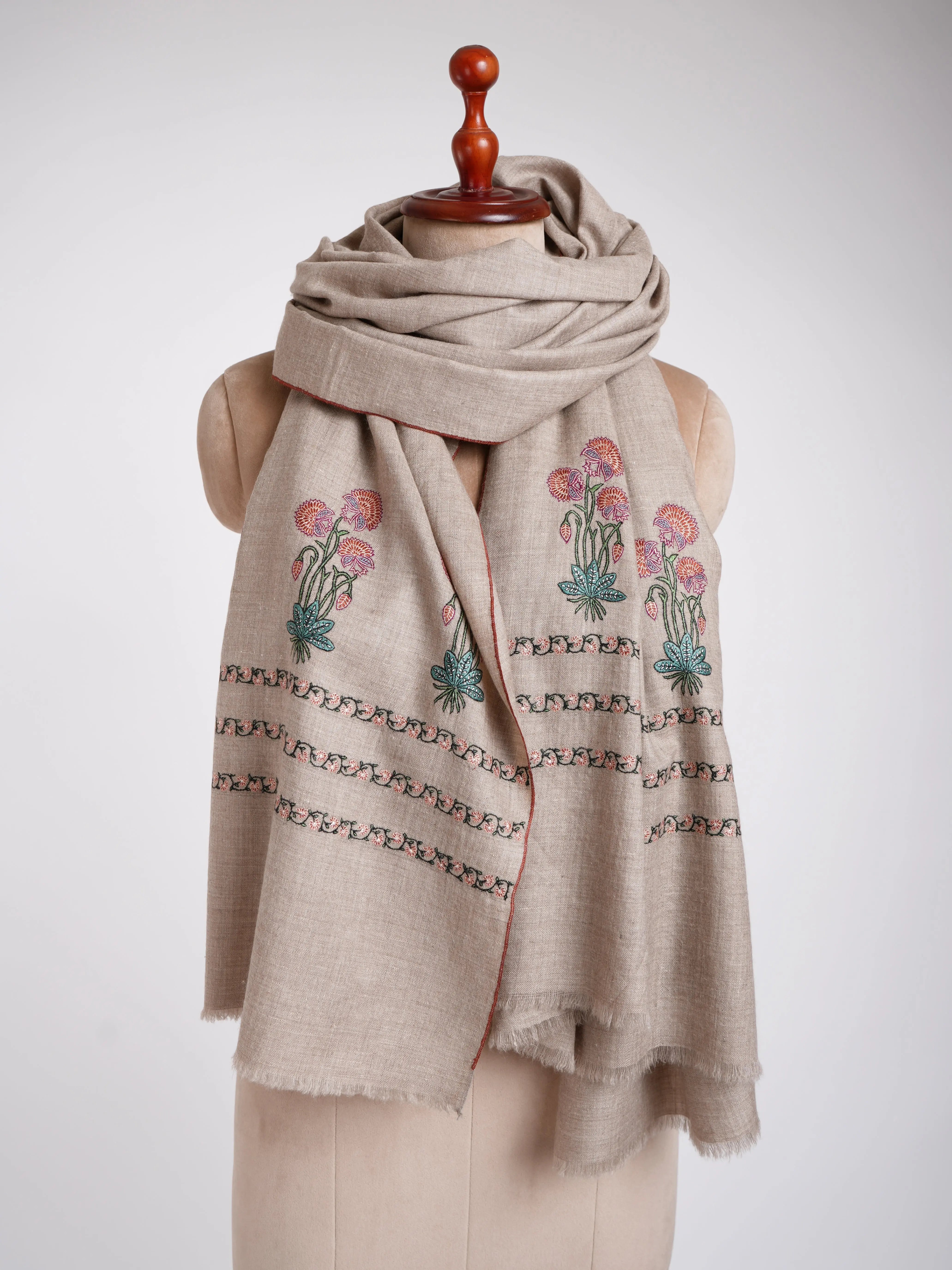 Sozni Palla Buti Hand Embroidered Pashmina Shawl Natural Shahkaar