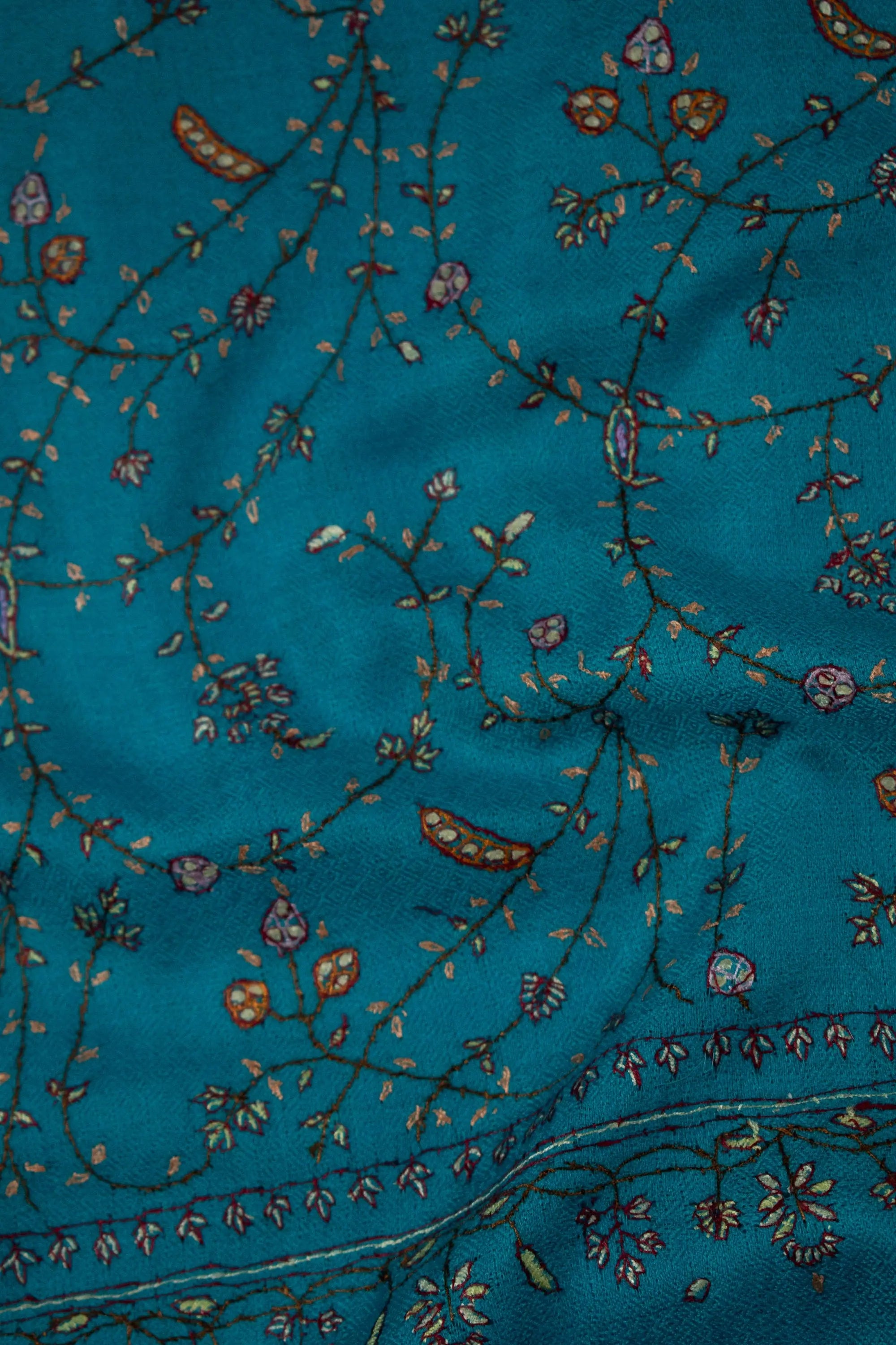 Sozni Pure Pashmina/Cashmere Scarf Wrap Jali, Handwoven on Hand loom & Hand Embroided in Kashmir, Luxury, Masterpiece, King of Wool Shahkaar