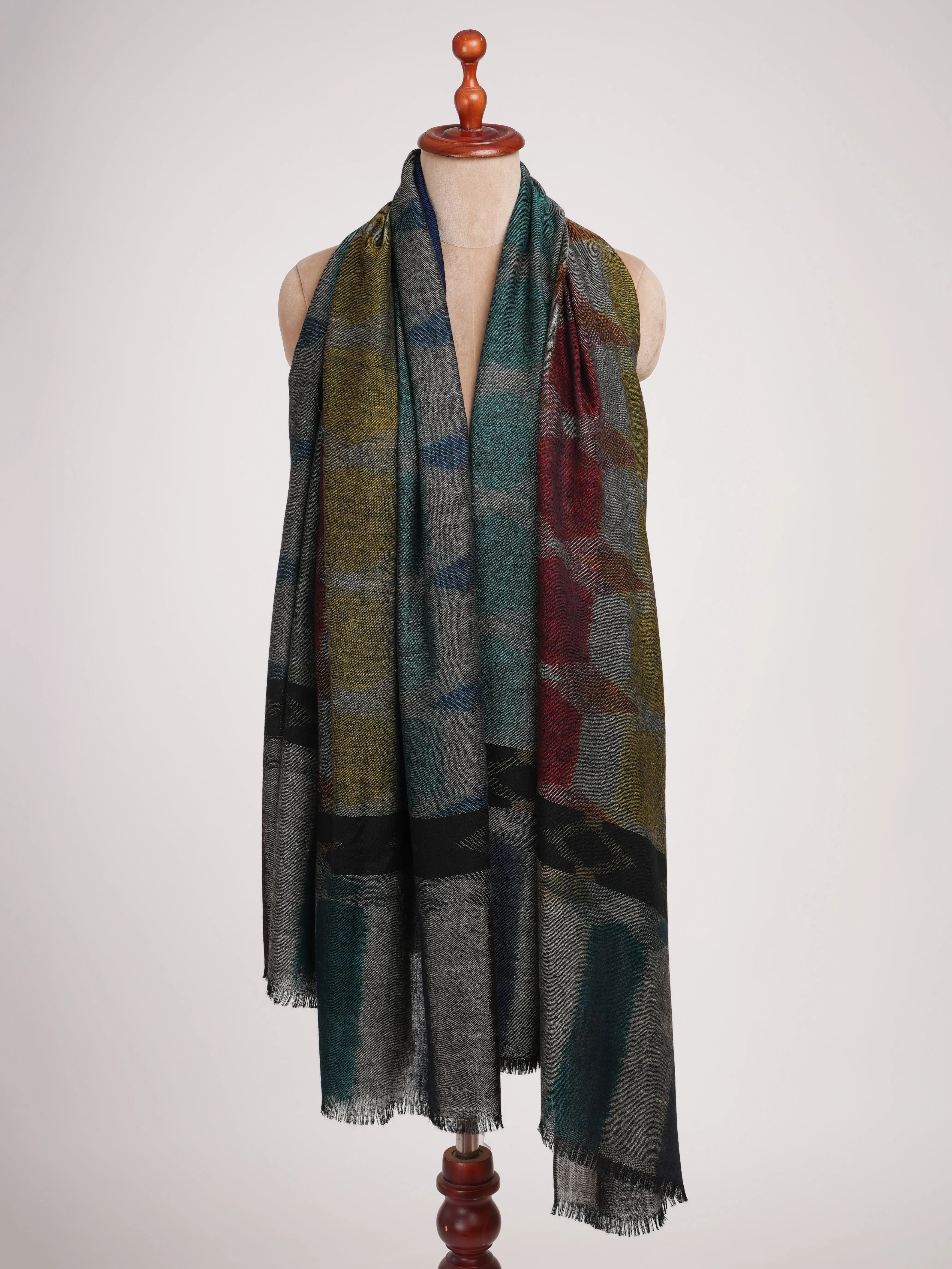 Space Dye Handwoven Stylish Pashmina Shawl Shahkaar