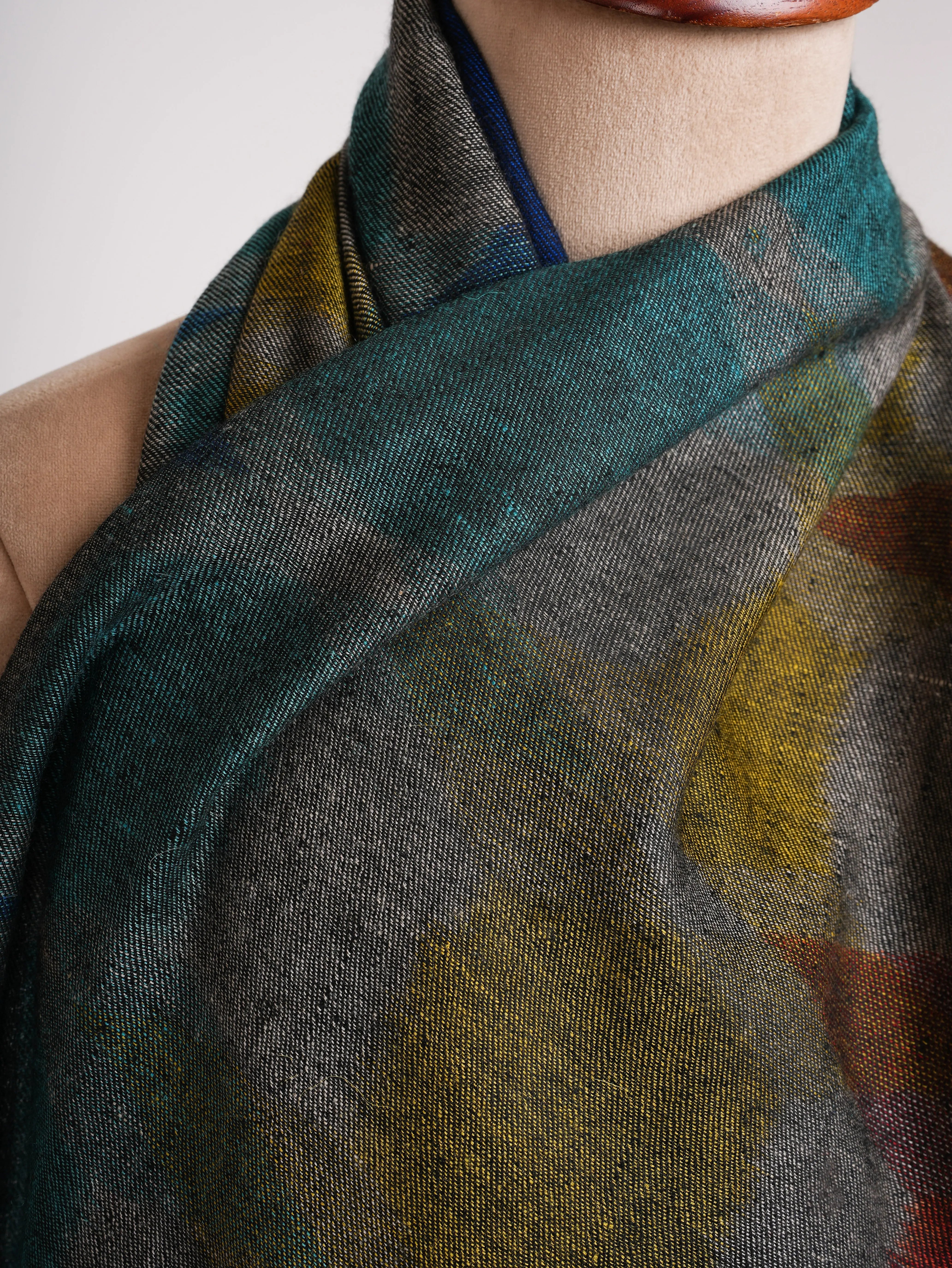Space Dye Handwoven Stylish Pashmina Shawl Shahkaar