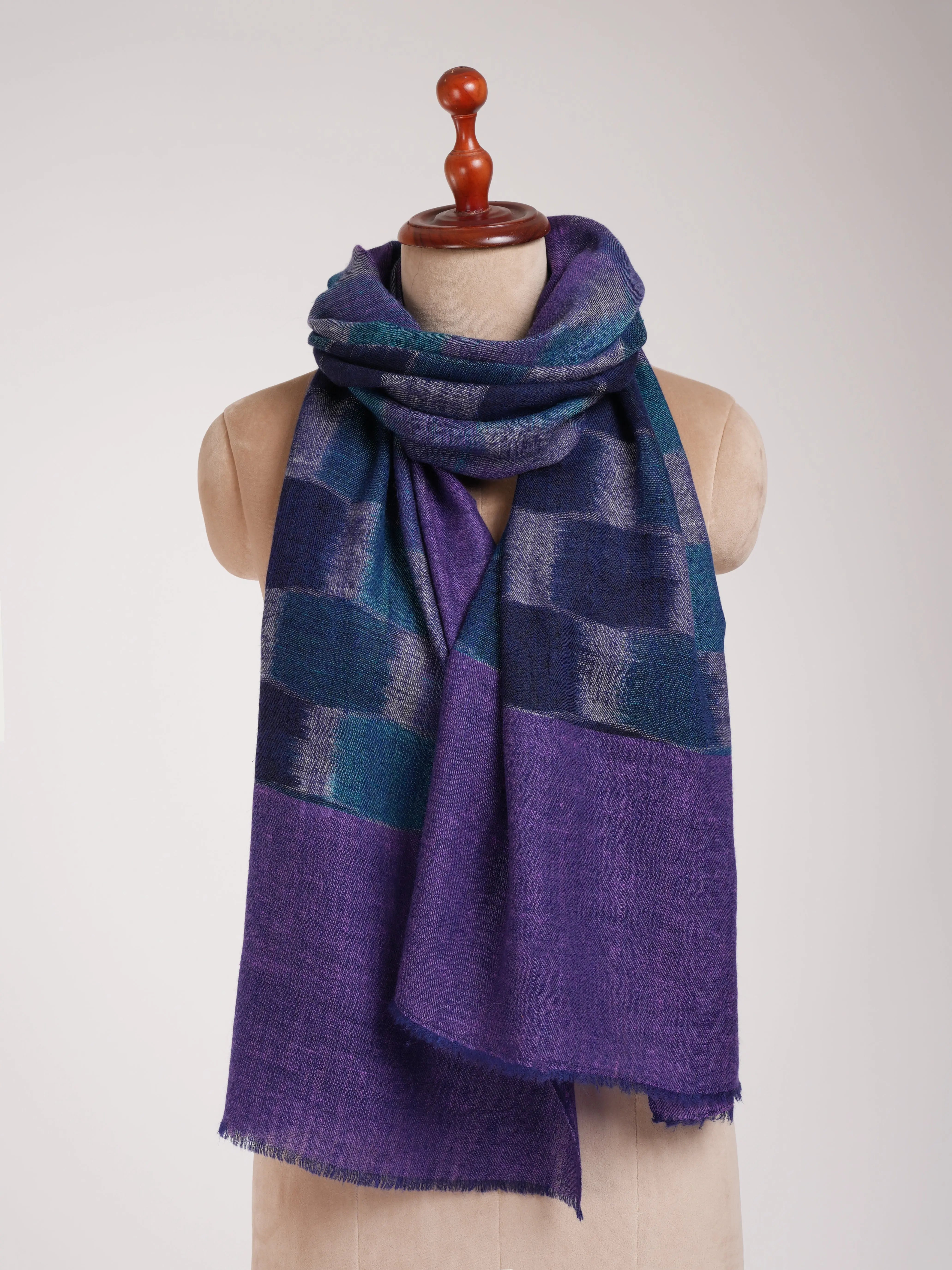 Space Dyed Handwoven Indian Cashmere Stole Shahkaar